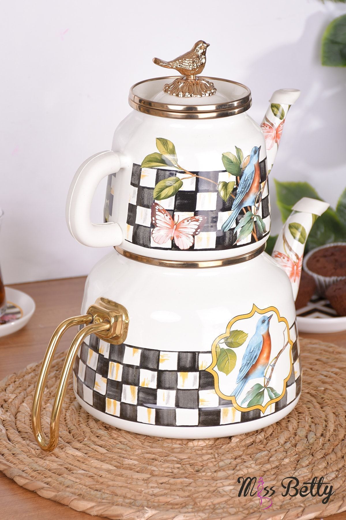 Miss Betty-Paradise Enamel Teapot 2
