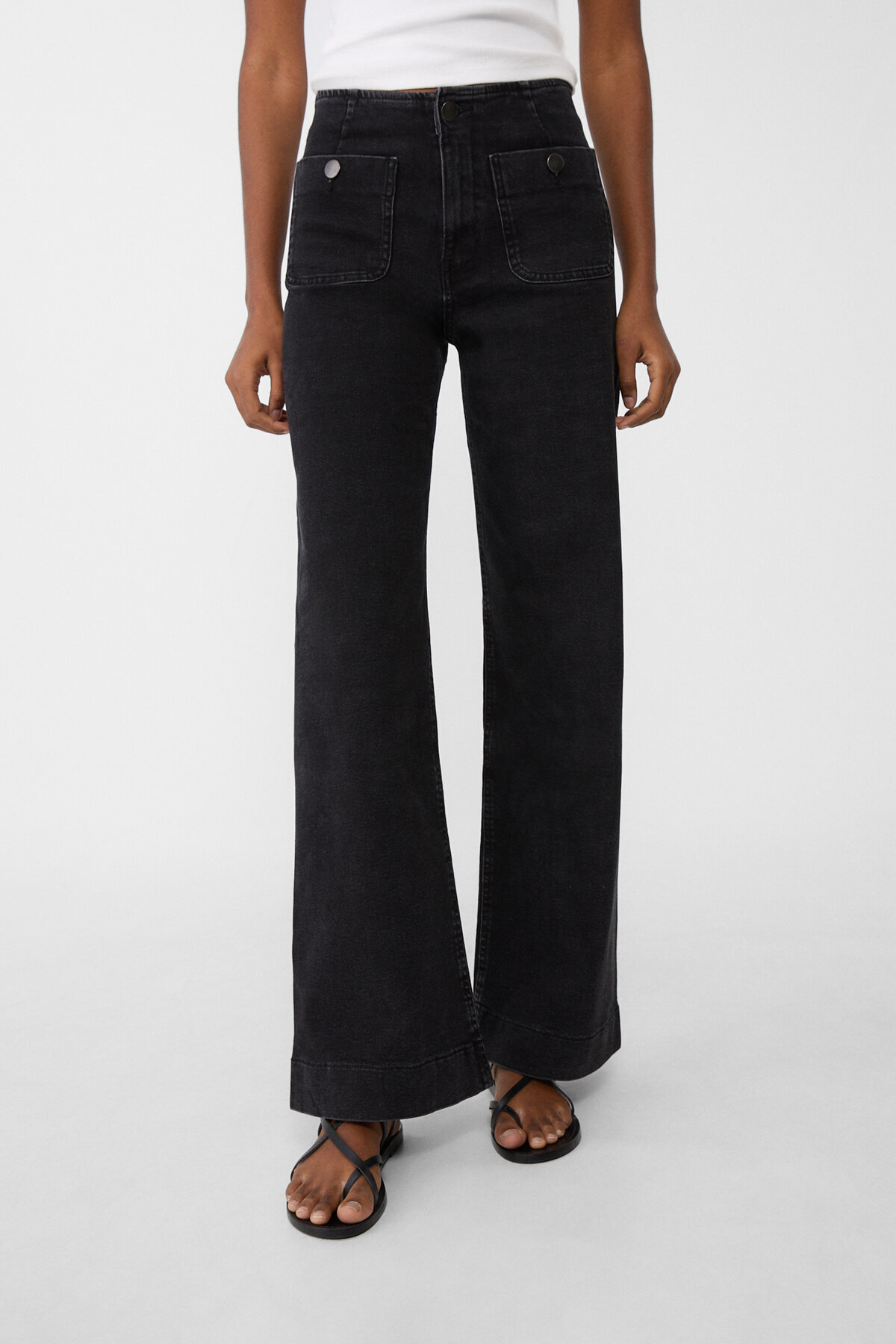 شلوار جین مینیمال با جیب