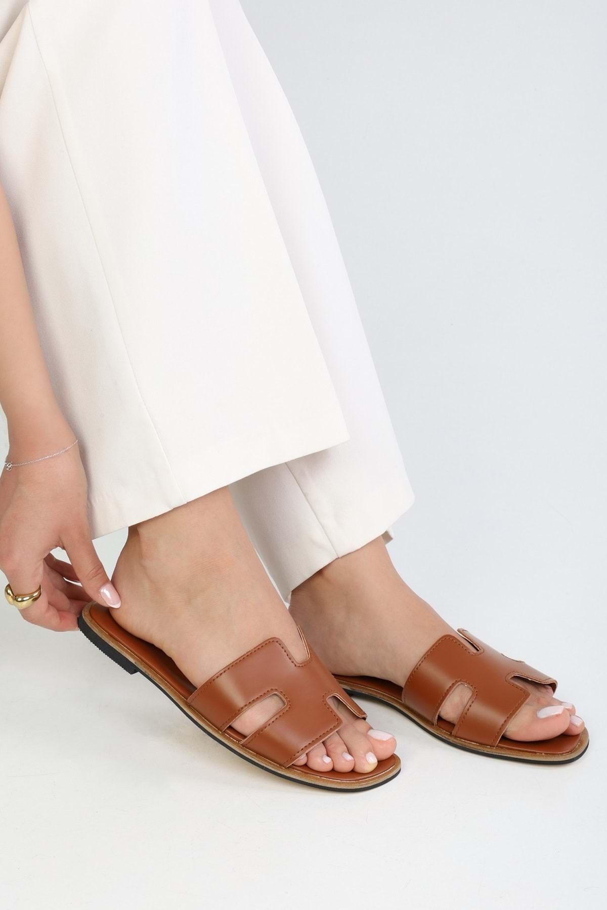 Shoeberry-Flache Penny Brown Skin-Hausschuhe für Damen 5