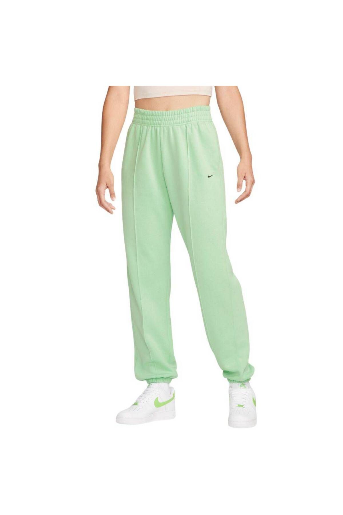 Nike silver pine joggers best sale