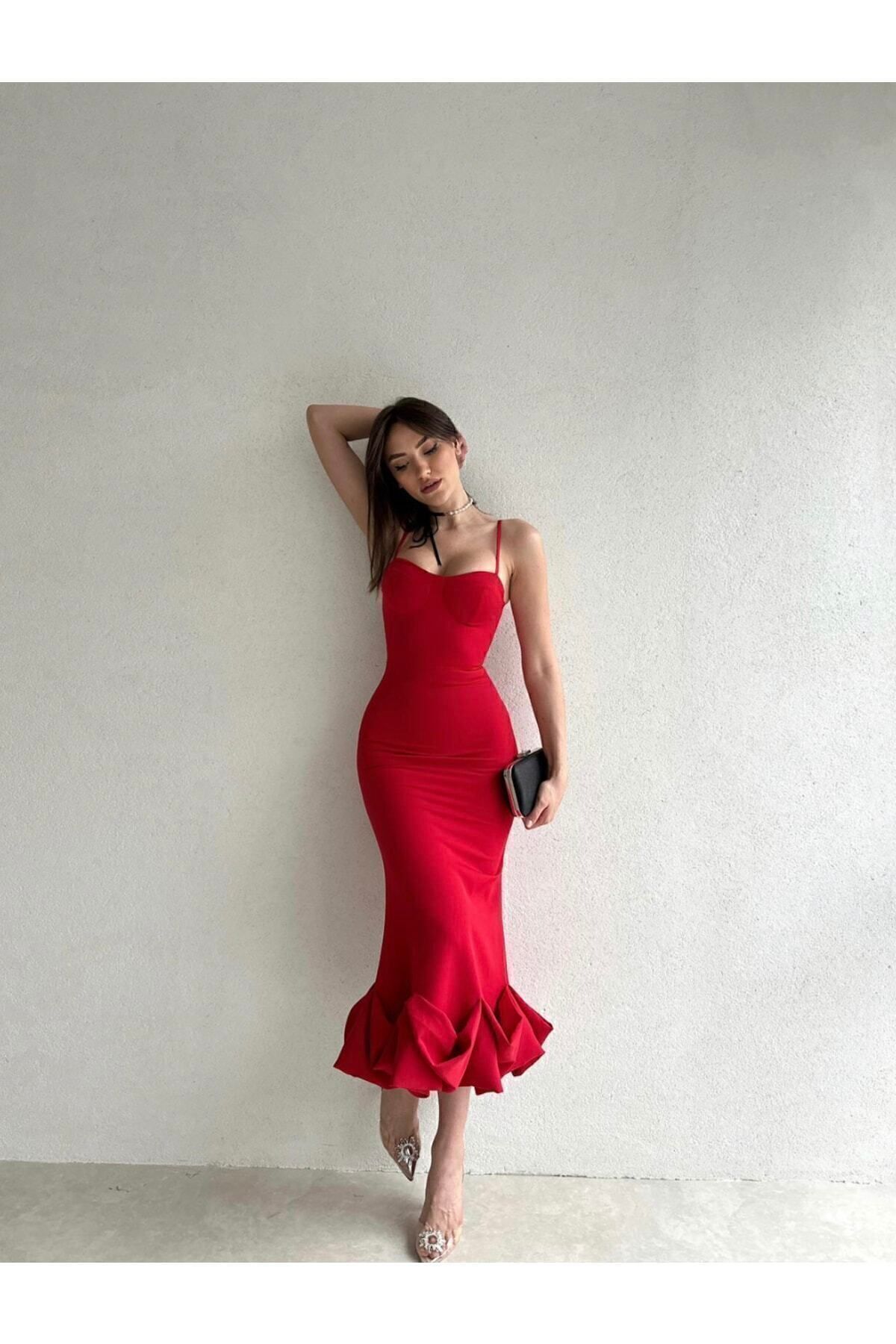 Afiş Butik-Rochie midi roșie cu tiv curbat asimetric 4