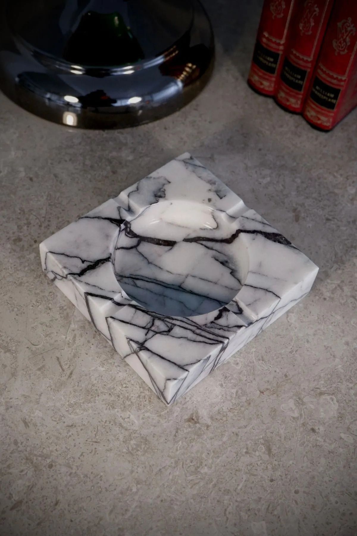 Voodo Concept-Lilac Marble Ashtray 3x12x12cm 2