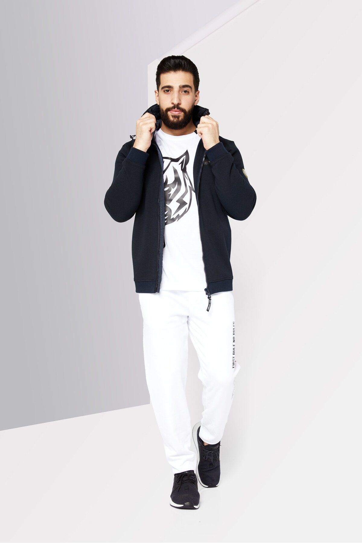 complete the look image