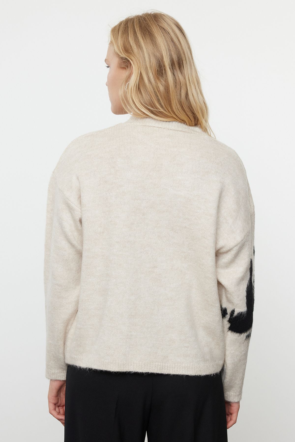 trendyolmilla-womens-beige-slogan-long-regula