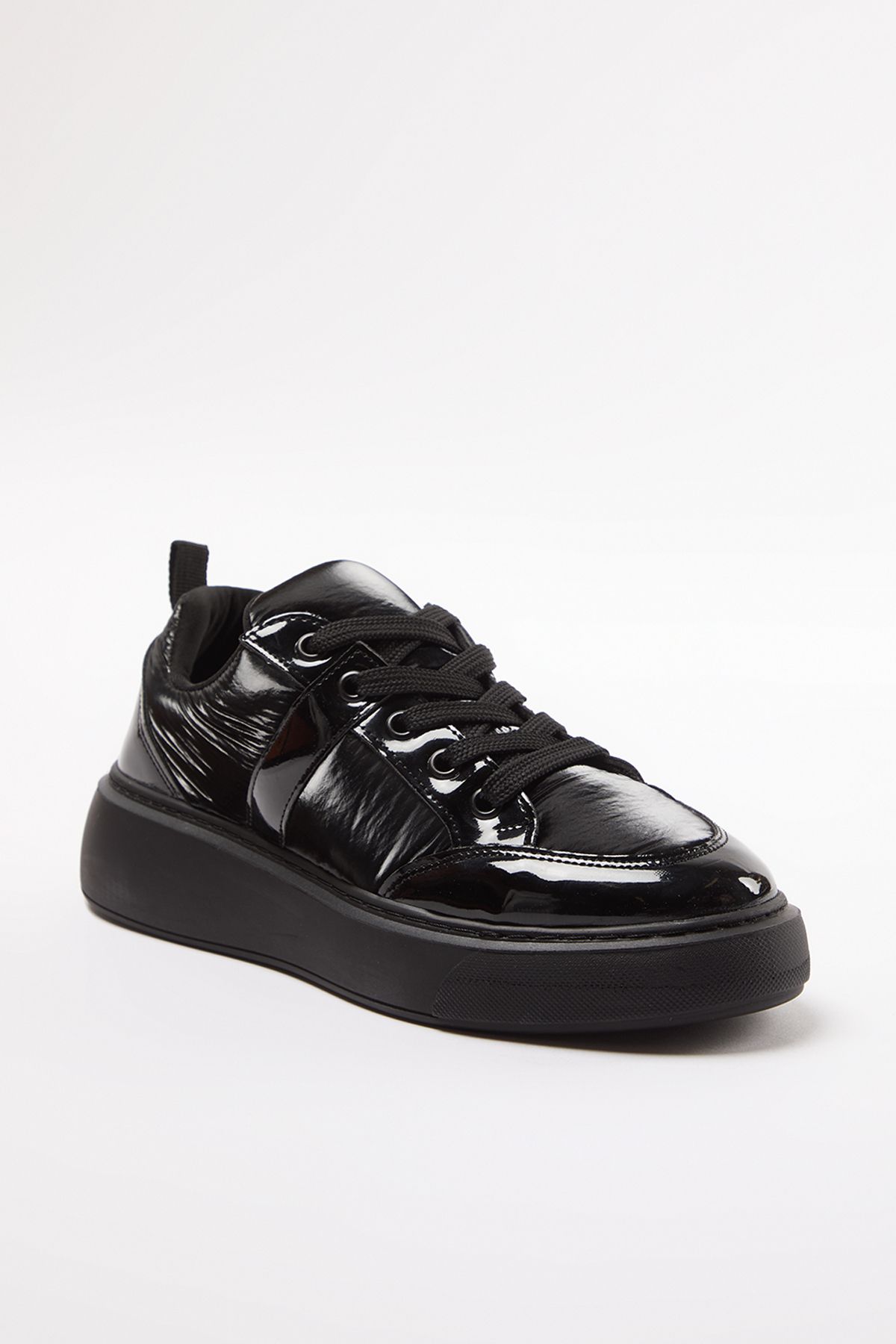 trendyol-shoes-womens-sneakers