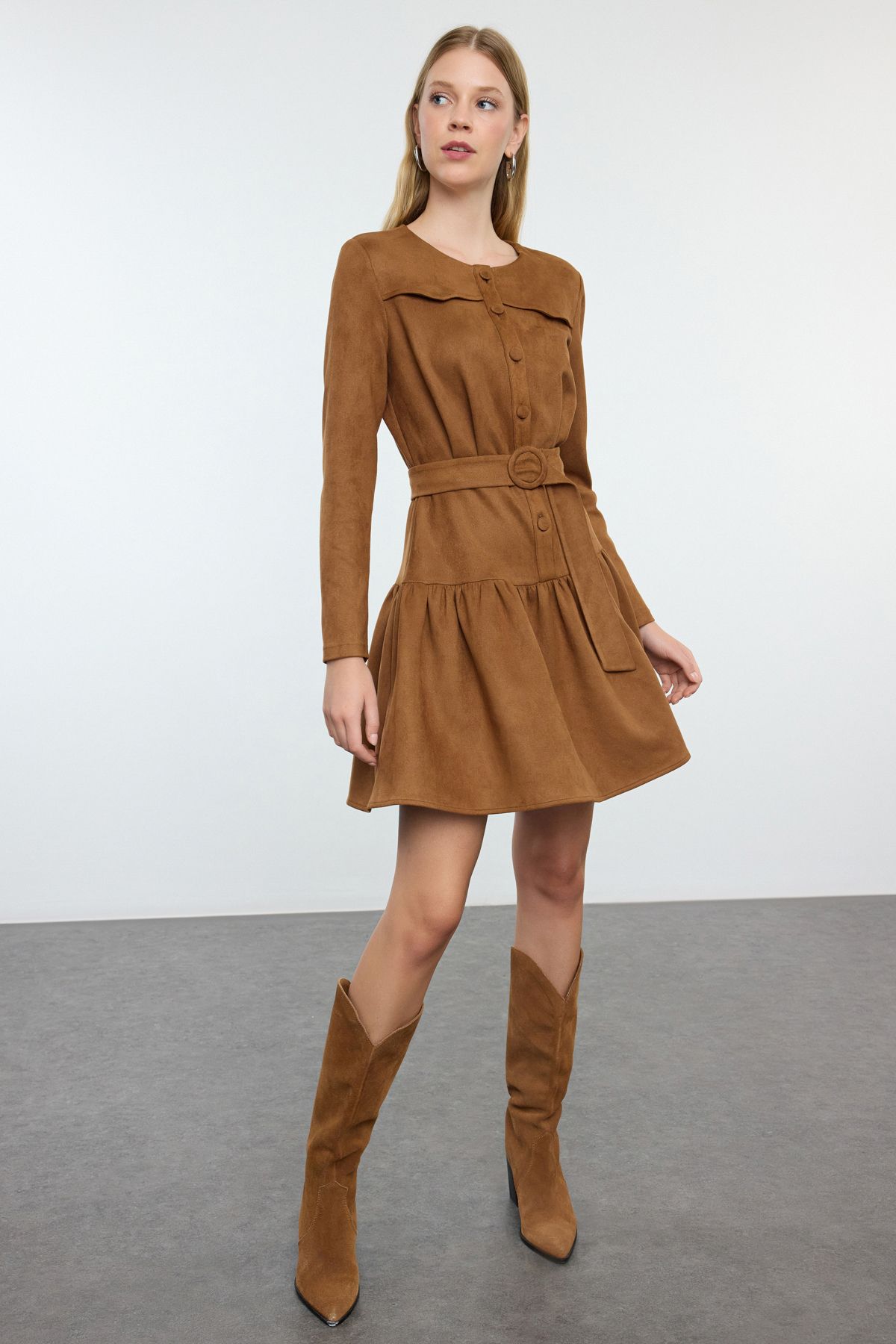 Trendyol Collection-Suede Mini Pleat Dress - Tan, Skater Style, Cu Fuste - TWOAW25EL00252 2