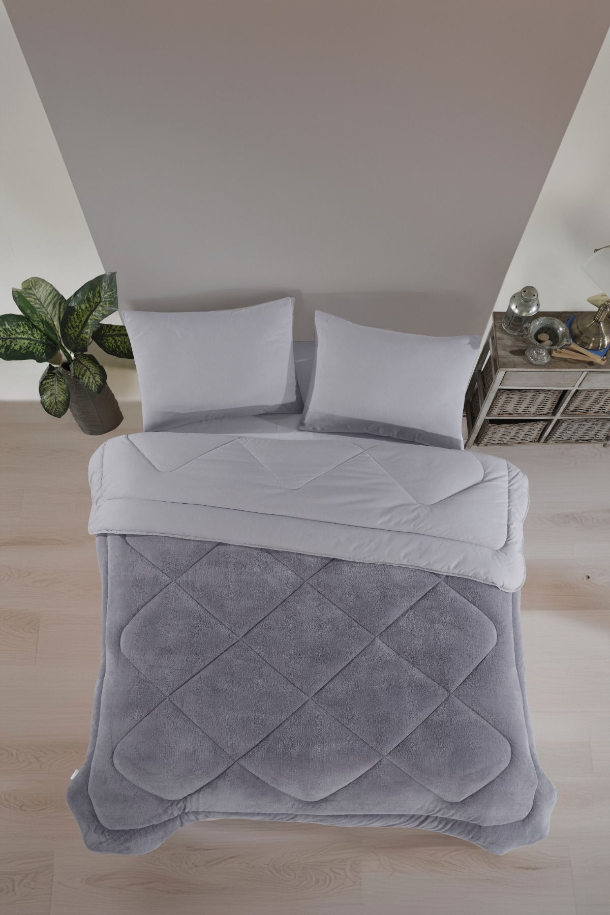 Formeya-Luxuriöse graue King-Size-Wellsoft-Steppdecke – doppelseitig 10