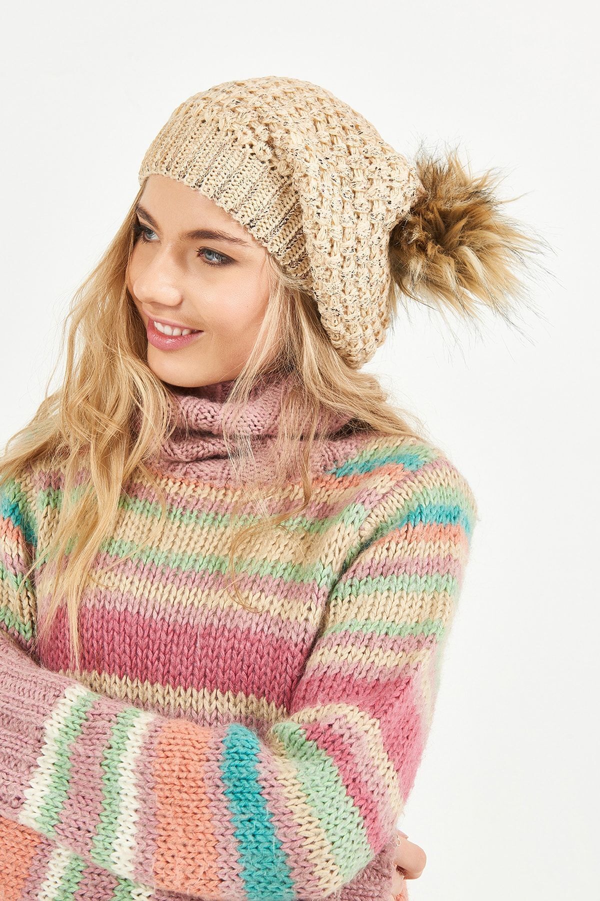 POSUSS-Glittery Pompom Acrylic Women's Beanie Beige/copper - Ps344 1