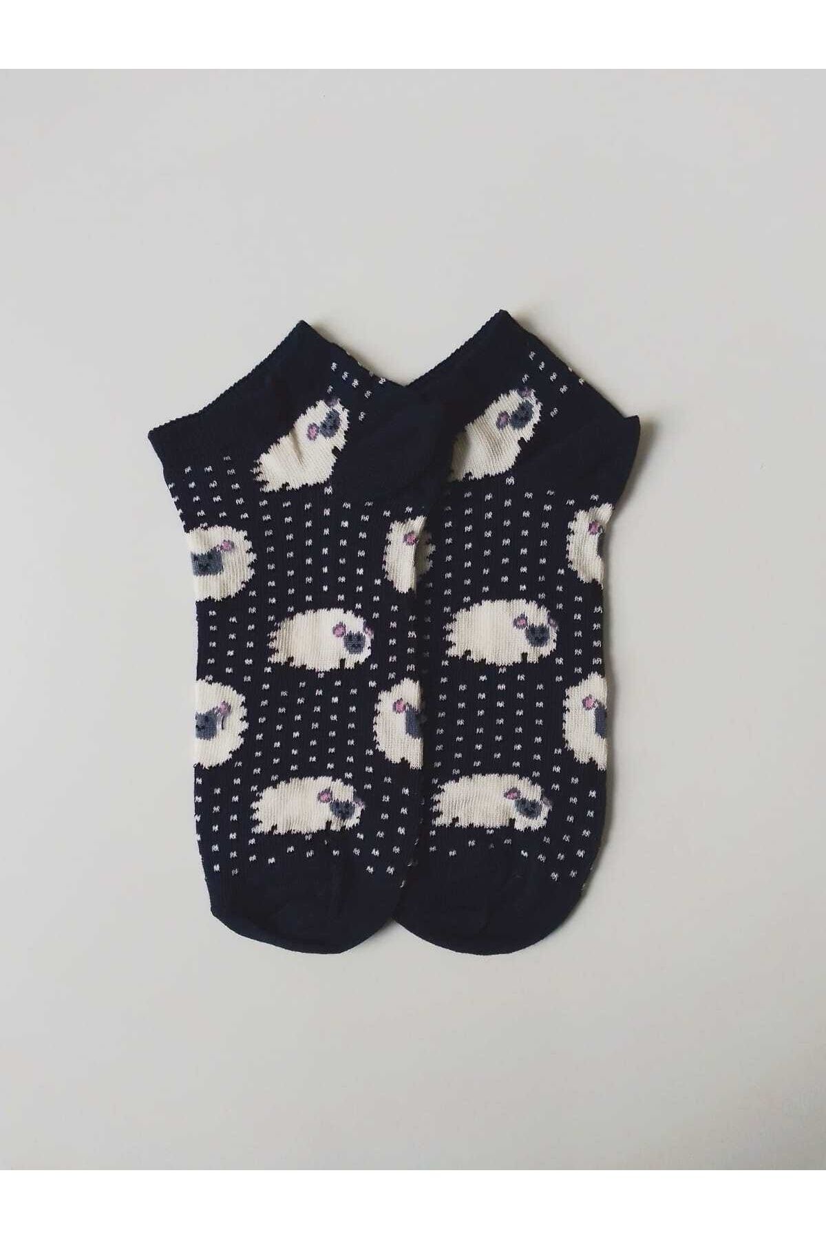 2 Pairs of Lamb Patterned Short Cotton Socks