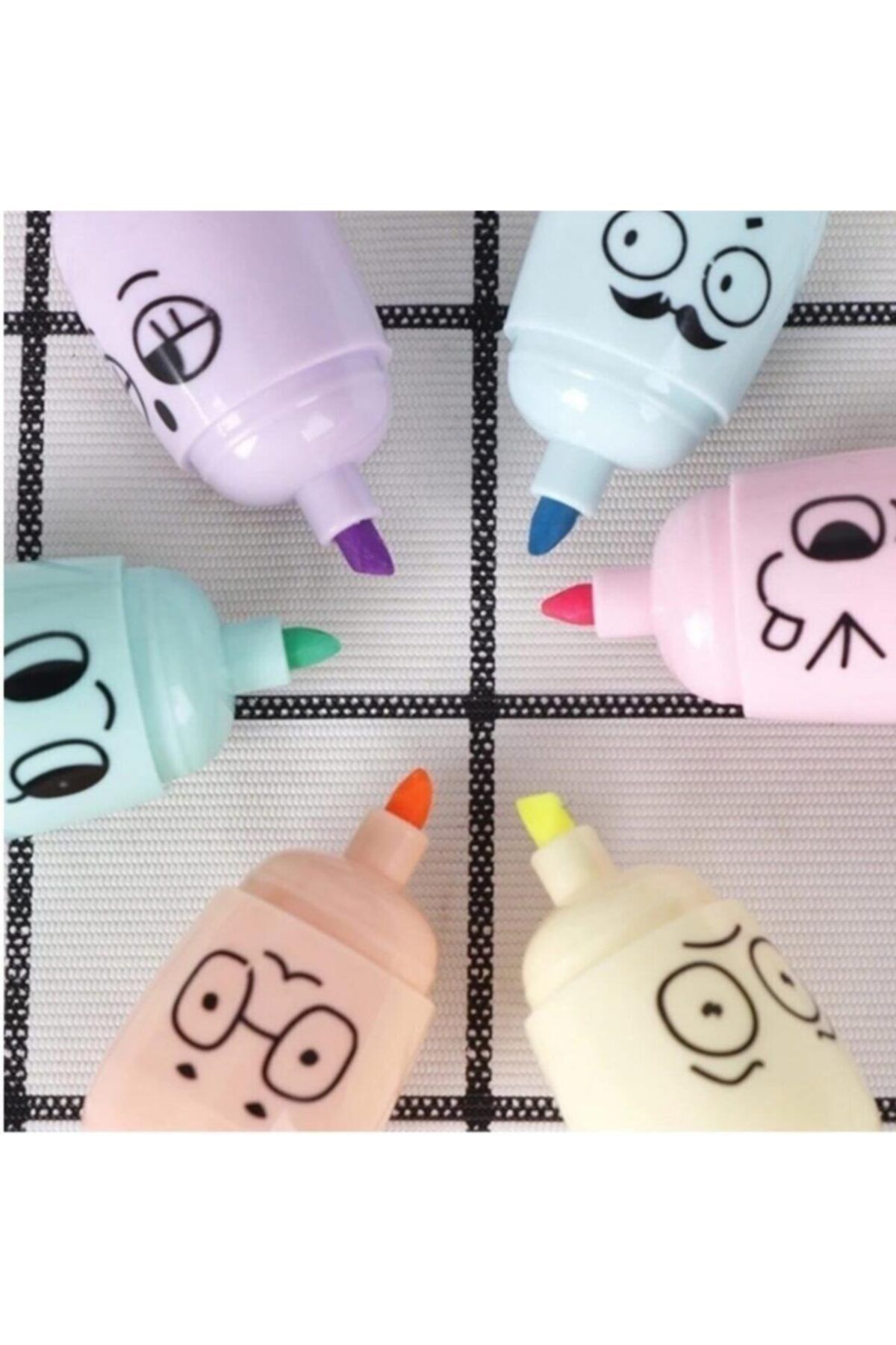 easyso-Exploded and Gone Emoji Carrot Design Highlighter Set of 6 6