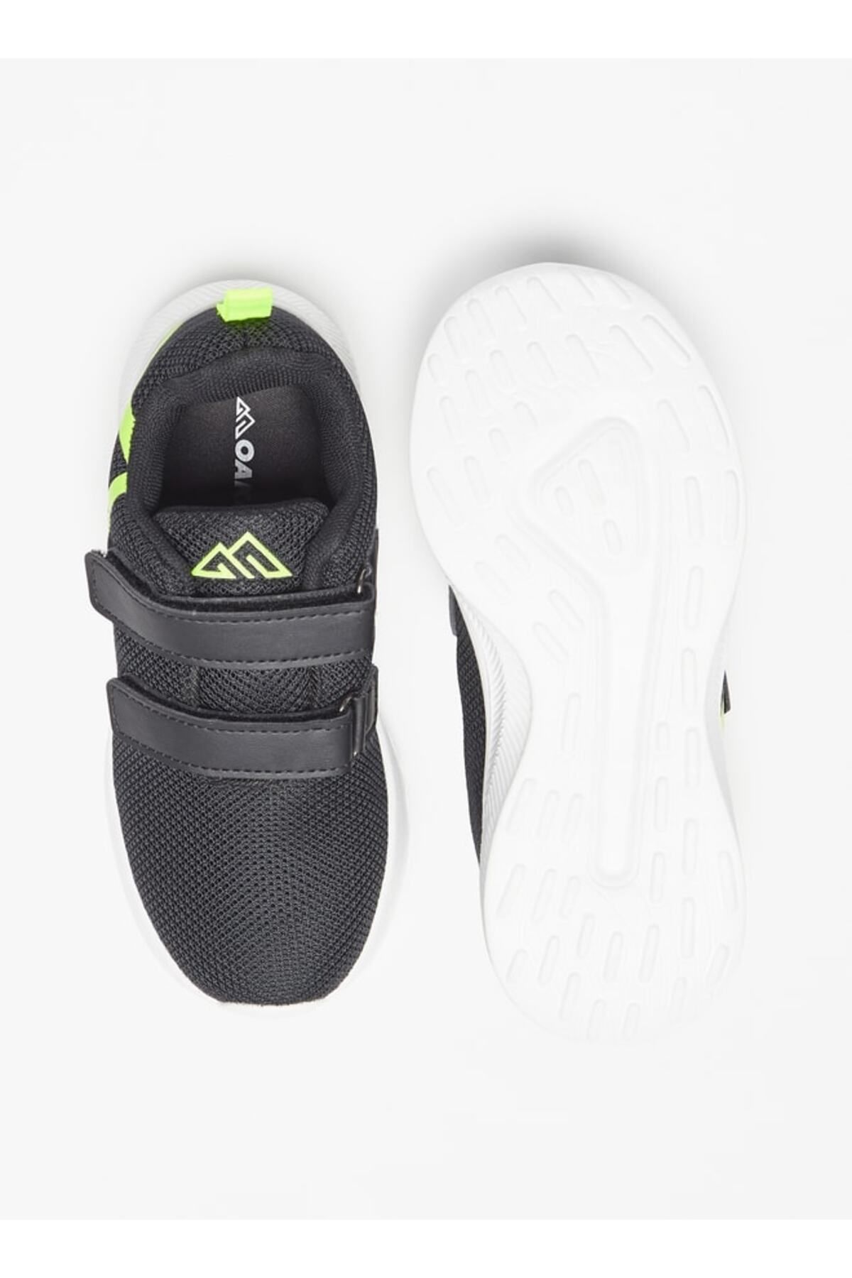 Oaklan by Shoexpress-OAKLAN Logo Print Low-Ankle Sneakers with Hook and Loop Closure 4