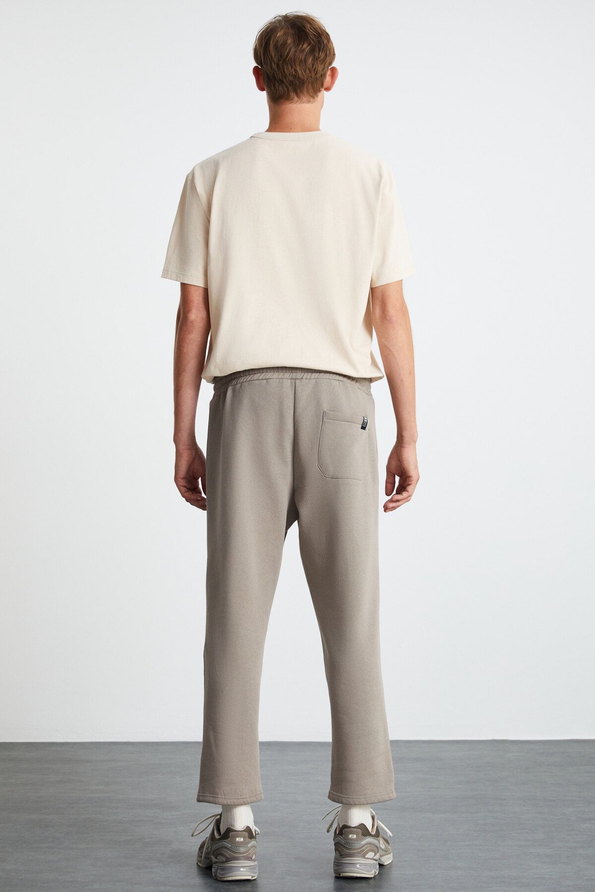 GRIMELANGE-WENDER Beige Herren-Jogginghose – 100 % Bio-Baumwolle, 3 Fäden, elastische Taille ohne Raster 5