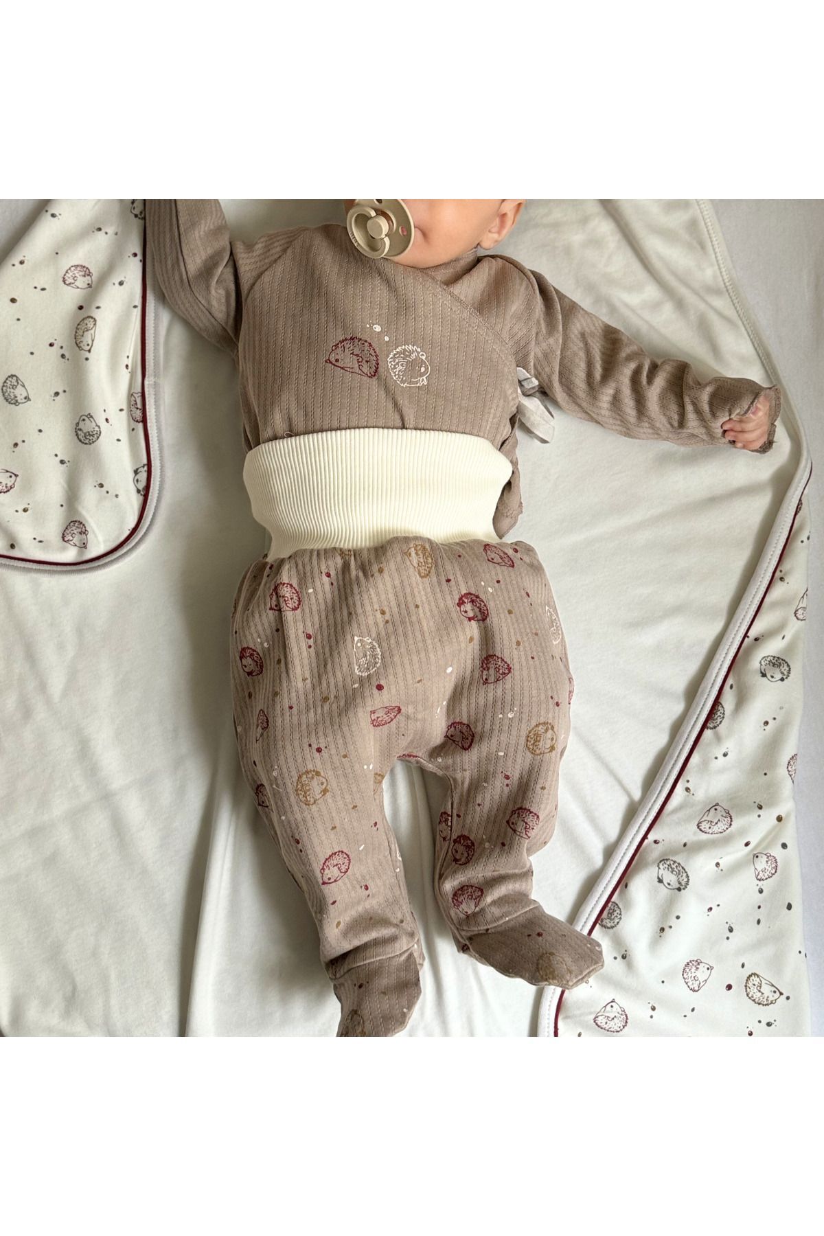 Zeyno ve Memo-100% Organic Cotton Front Tie Puffer Patterned Top / Apron / Booties Pants Set 8