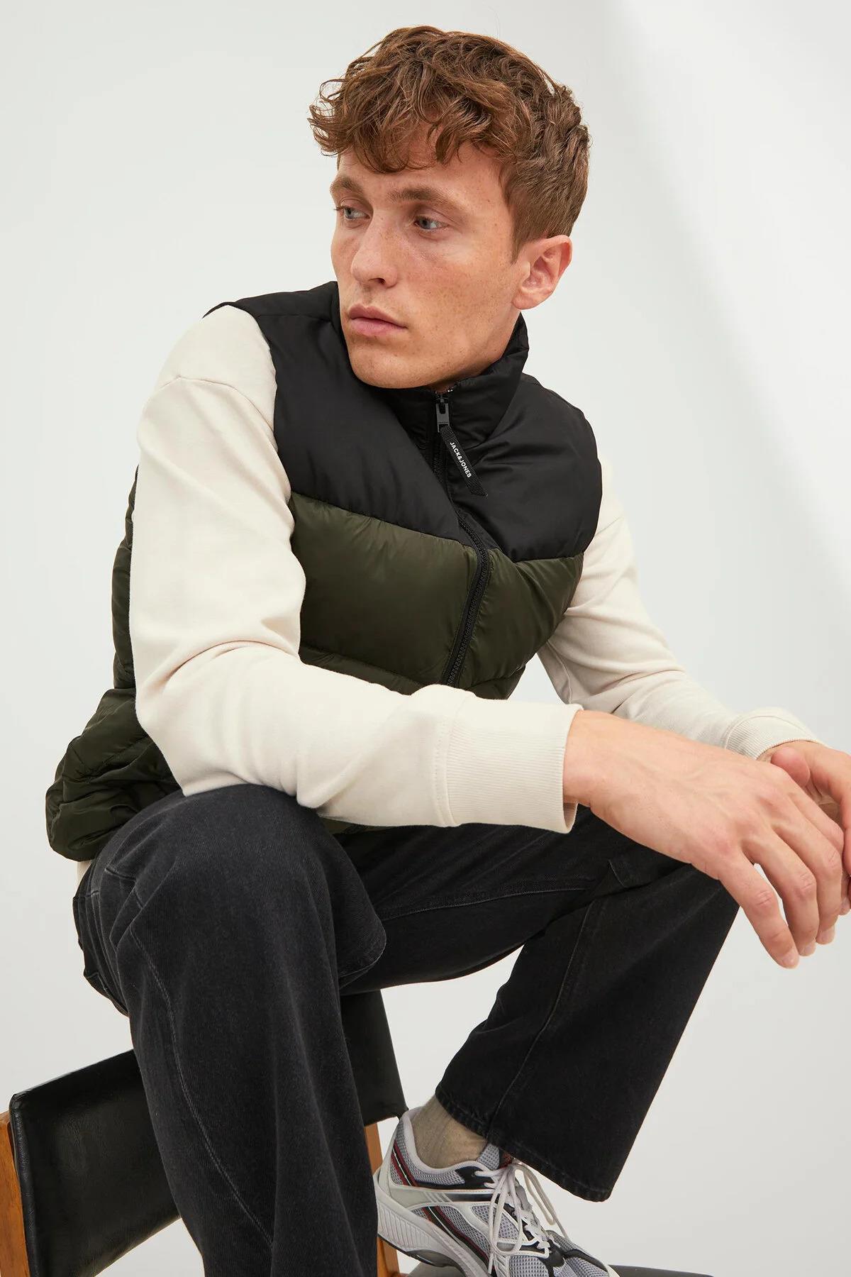 جلیقه مردانه راسته آستین افتاده | جک اند جونز Jack & Jones 4KEYLBS34943 - تصویر 4
