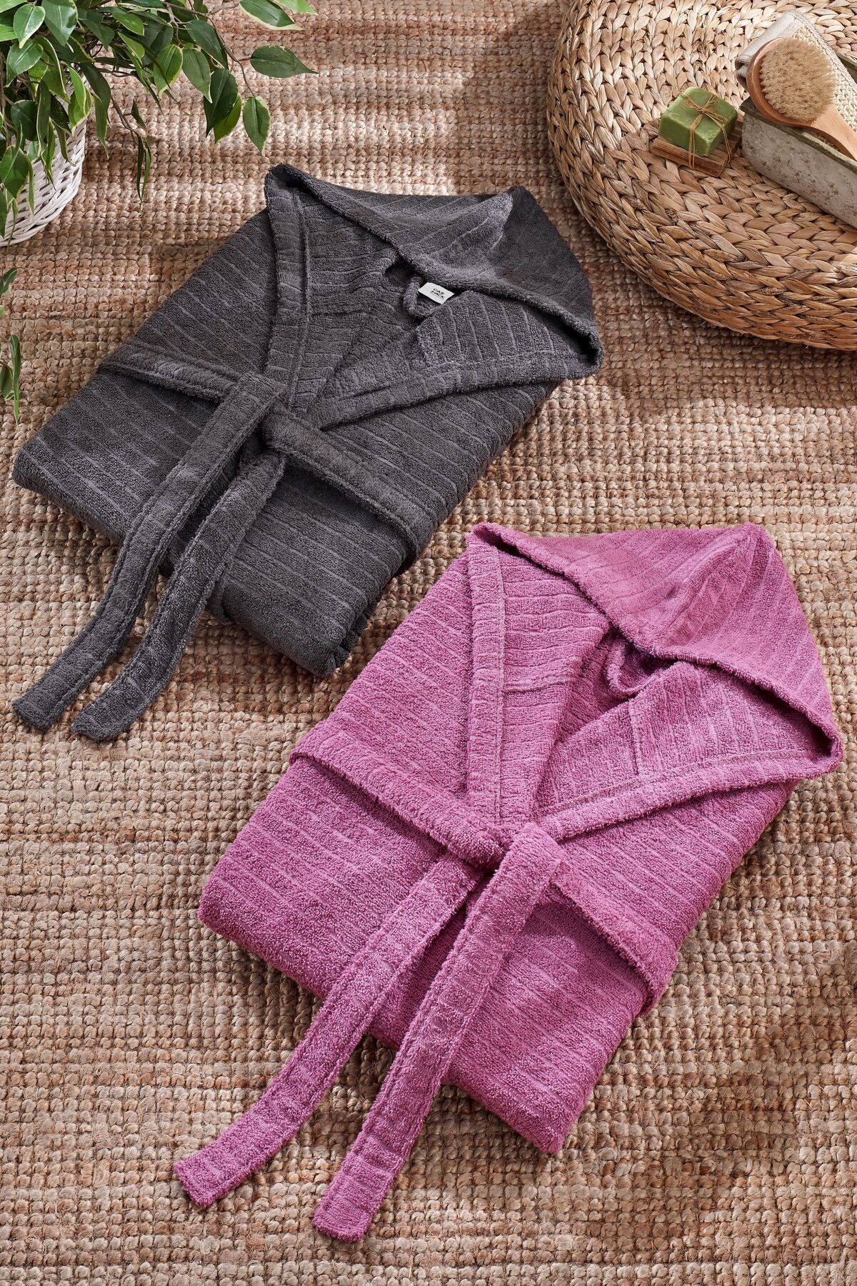 حوله تنپوش (روبدوشامبر) بنفش مردانه و زنانه quina pins anthracite از مجموعه حمام بدون پسران Casnack