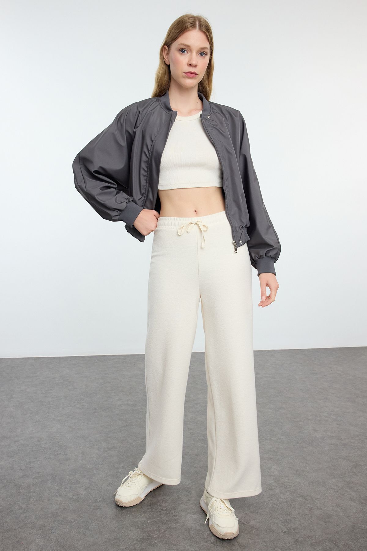 Trendyol Collection-White Wide Leg Ribbed Trousers - Thessaloniki Knitted, TWOAW25PL00017 1