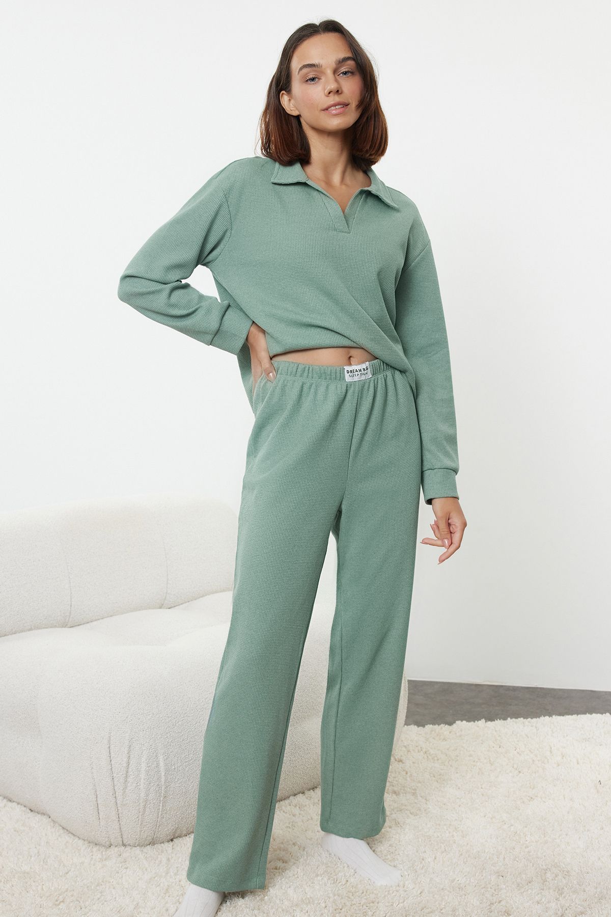 Trendyol Collection Zestaw Piżamowy Waffle Fabric Green Slogan - Z Etykietą Thmaw25pt00082 Kobieta - S