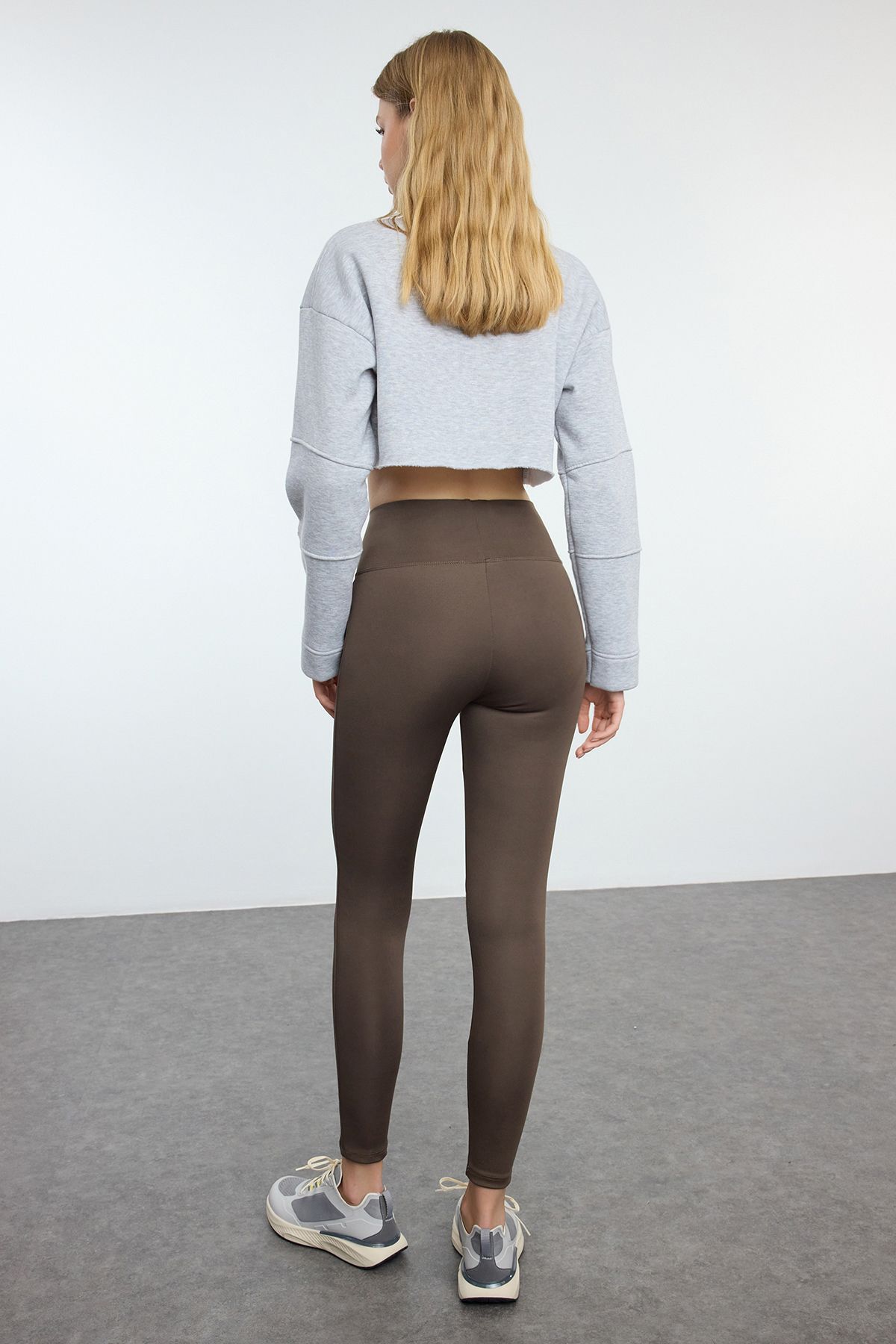 Trendyol Collection-Extra erholsame Strick-Sport-Leggings – breite Taille, volle Länge, Schokoladenbraun TWOAW21TA0029 5