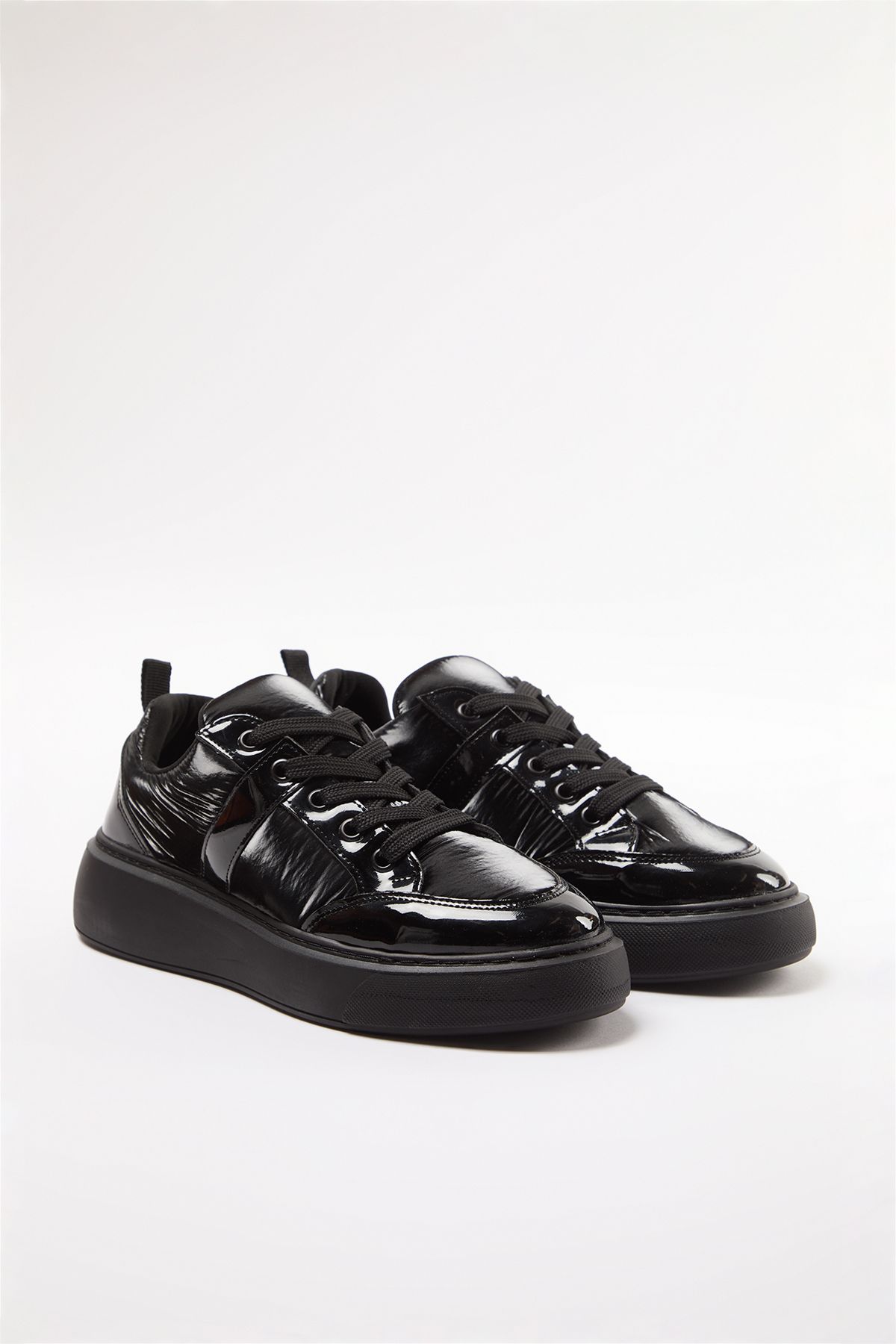 trendyol-shoes-womens-sneakers
