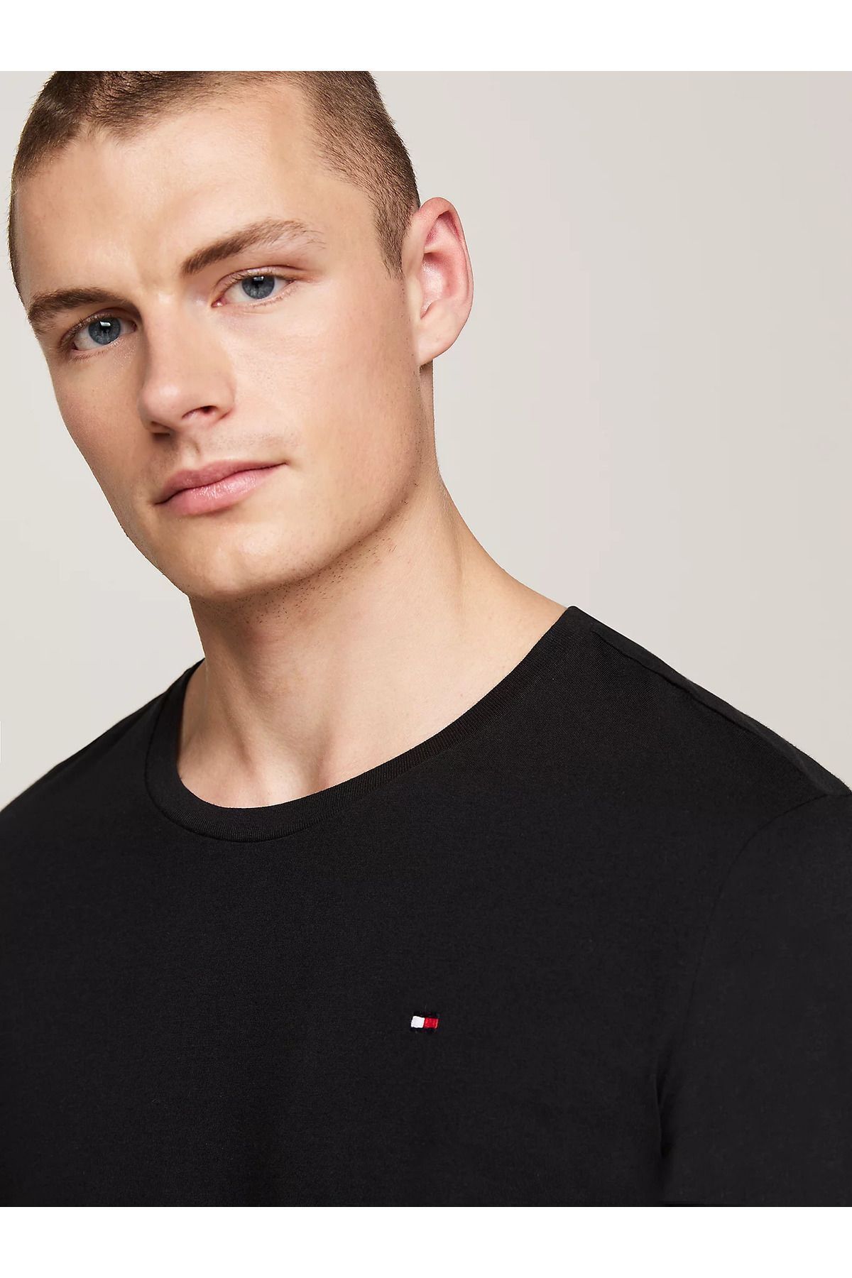 Tommy hilfiger t shirt 3 pack on sale