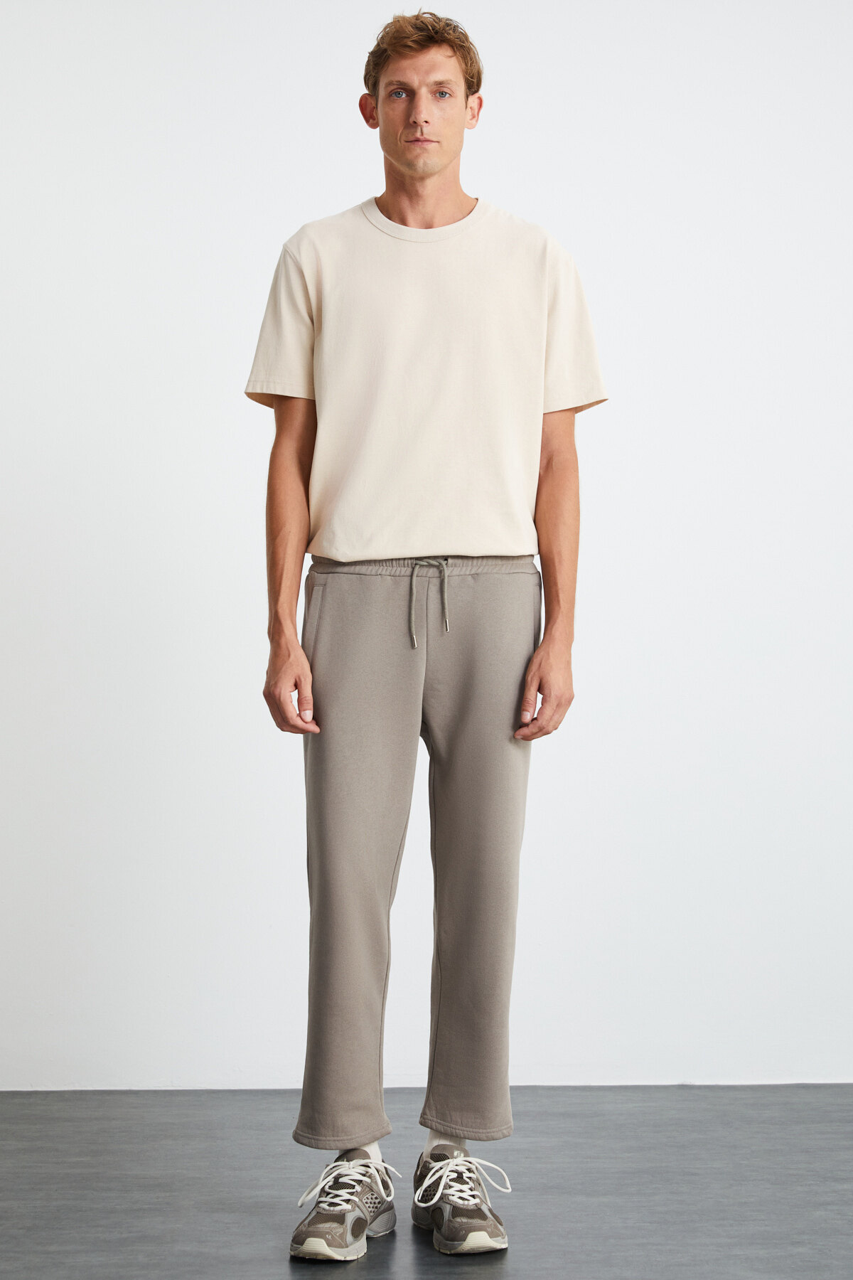 complete the look image
