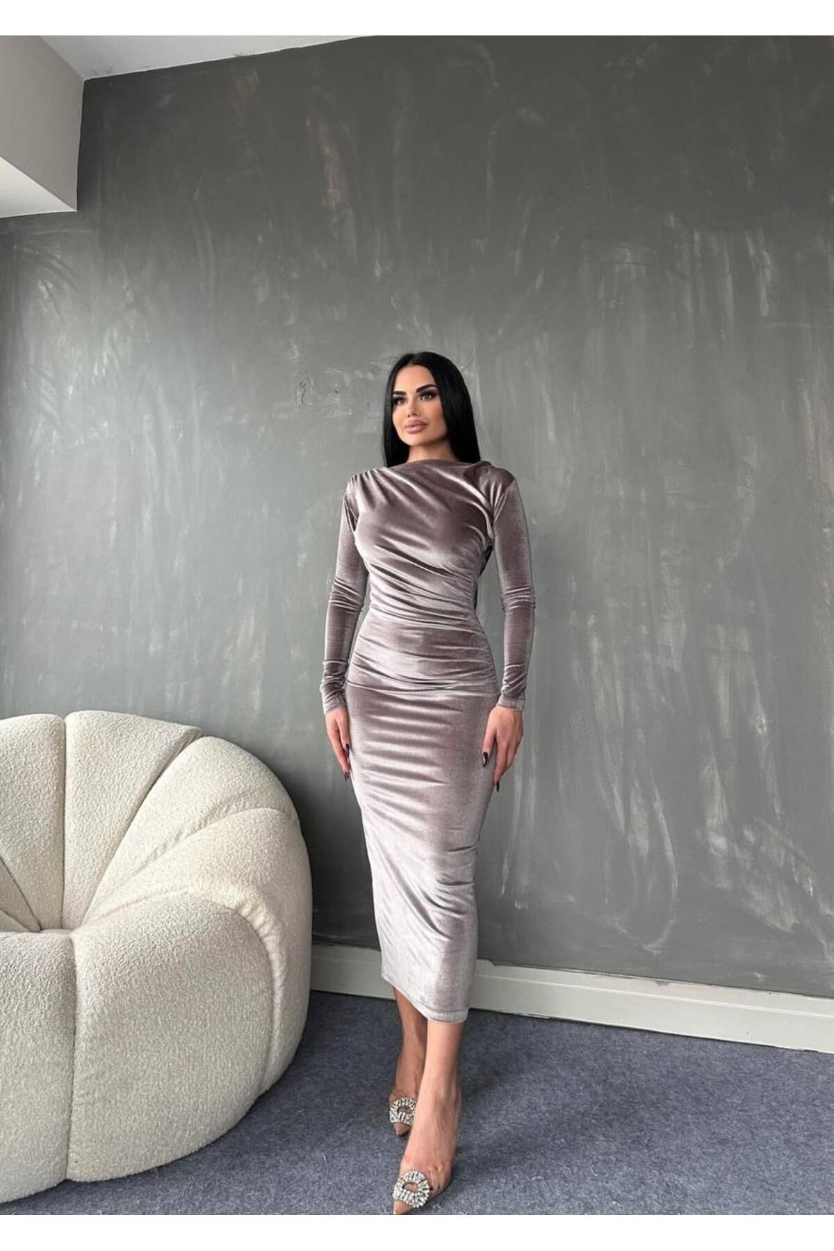 Love Fab Оксамитова сукня міді з асиметричним коміром і деталями ікри