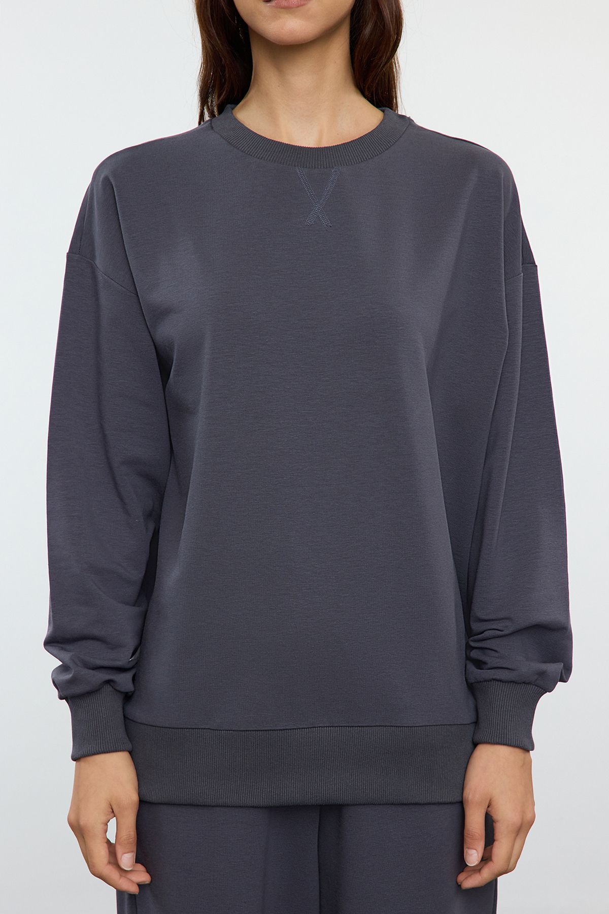 Trendyol Collection-Άνετο σετ φούτερ Anthracite με φαρδύ πόδι και αθλητική φόρμα - TWOAW25EM00004 3