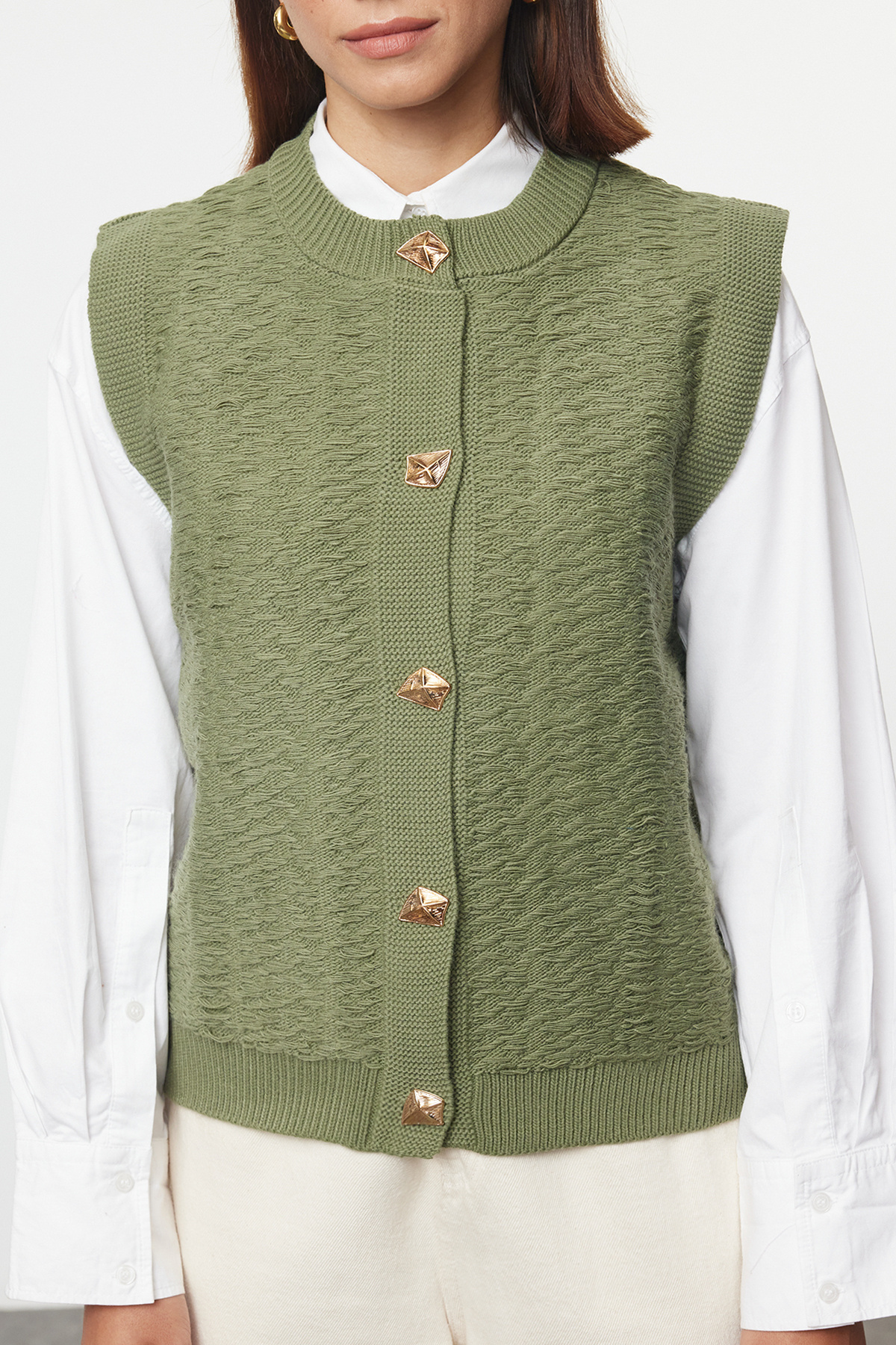 Trendyol Collection Miętowa kamizelka z okrągłym dekoltem – dopasowany model TWOAW25YE00028