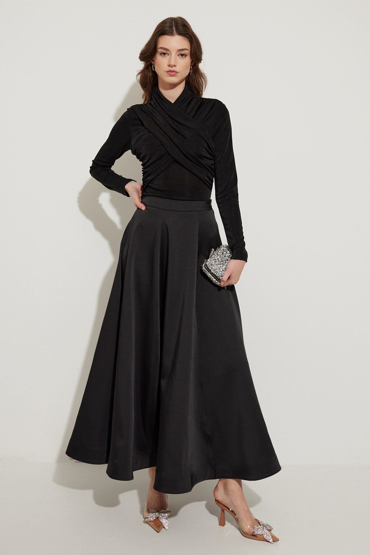 complete the look image