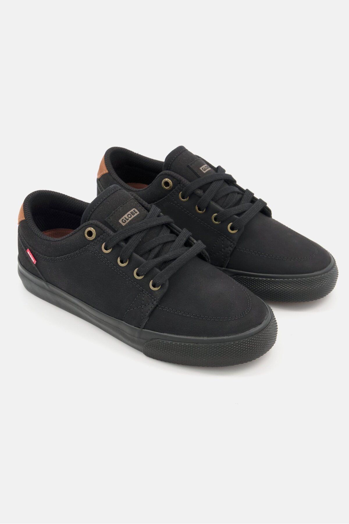 Boys globe shoes discount