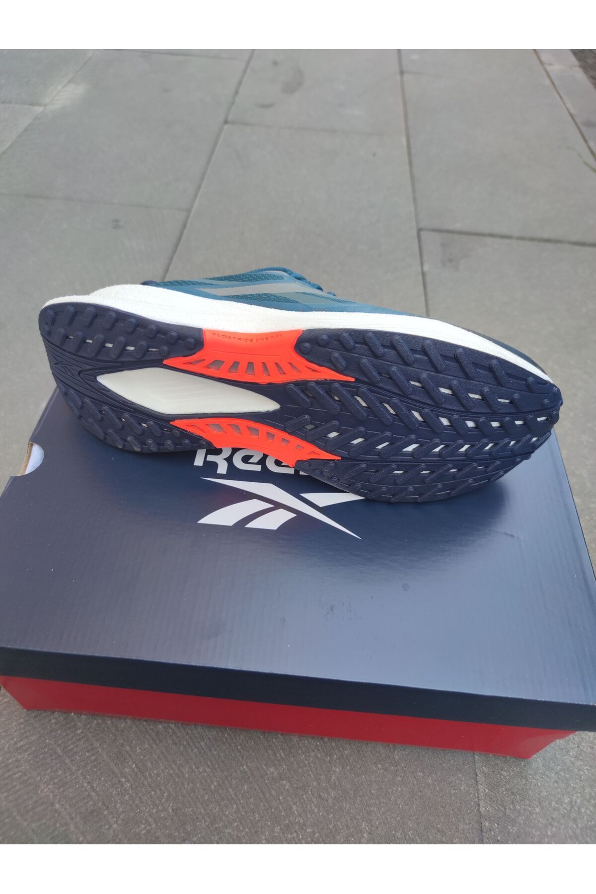 کفش دو و تمرین آبی مردانه زنانه FLOATRIDE ENERGY 6 BLUE NAVY CORAL MAVI در حال رانینگ Reebok
