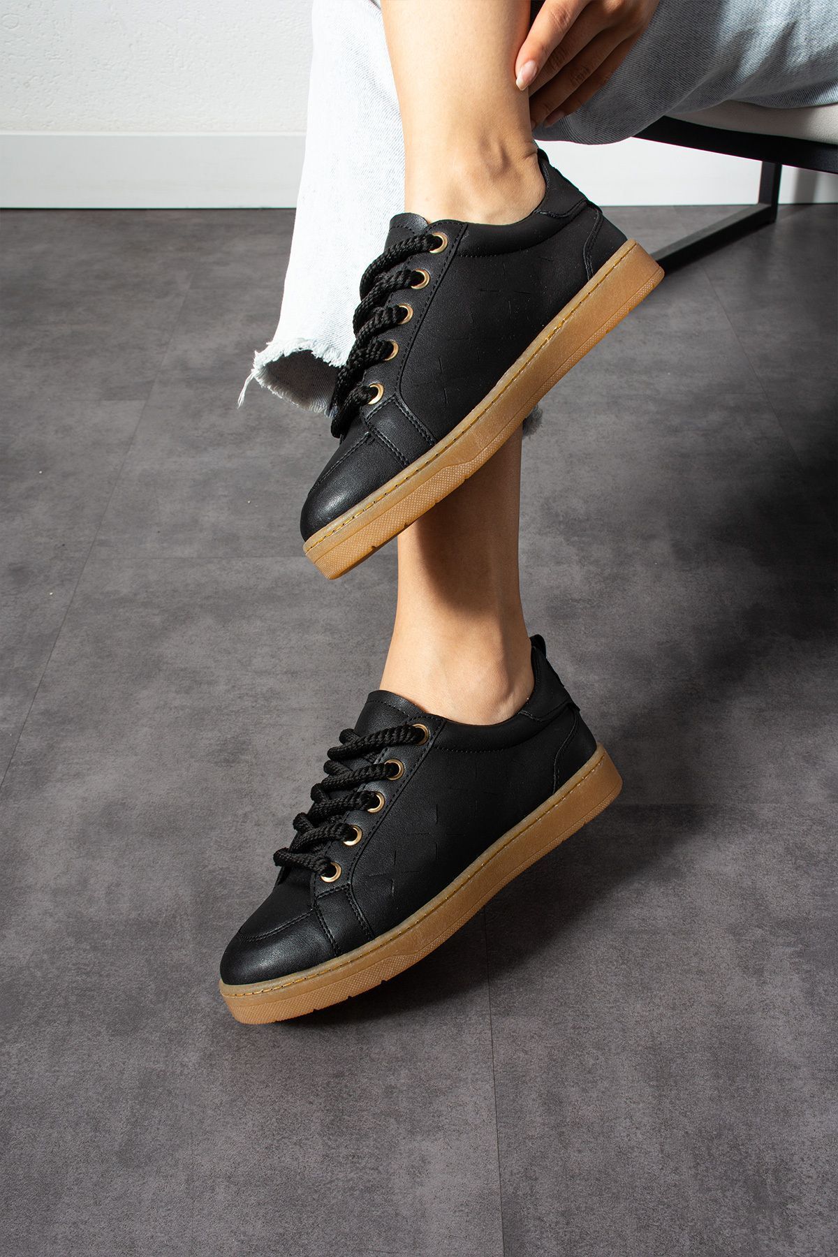 KOTAN-Pantofi de damă negri - Pantofi sport confortabili cu șireturi groase 2
