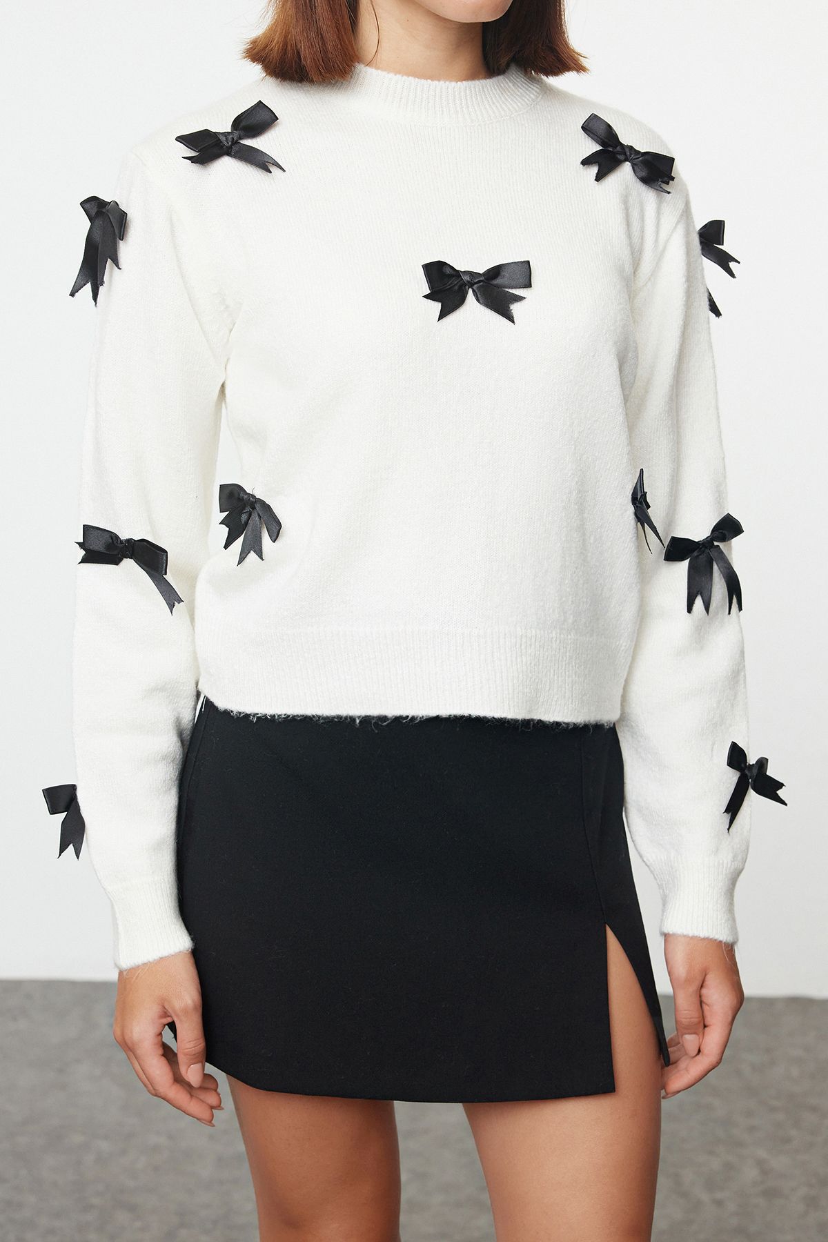 Trendyol Collection-Weicher Strickpullover – Ecru, Band- und Schleifendetail TWOAW25KZ00155 3