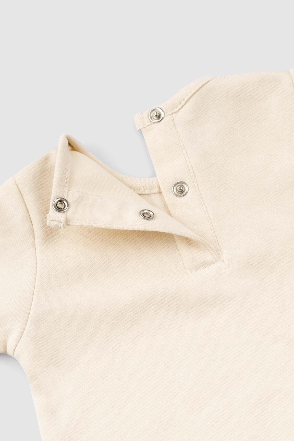 بادی نوزادی پسرانه – دخترانه بژ Little Gusto | 425ST-BODY اورجینال - تصویر 7