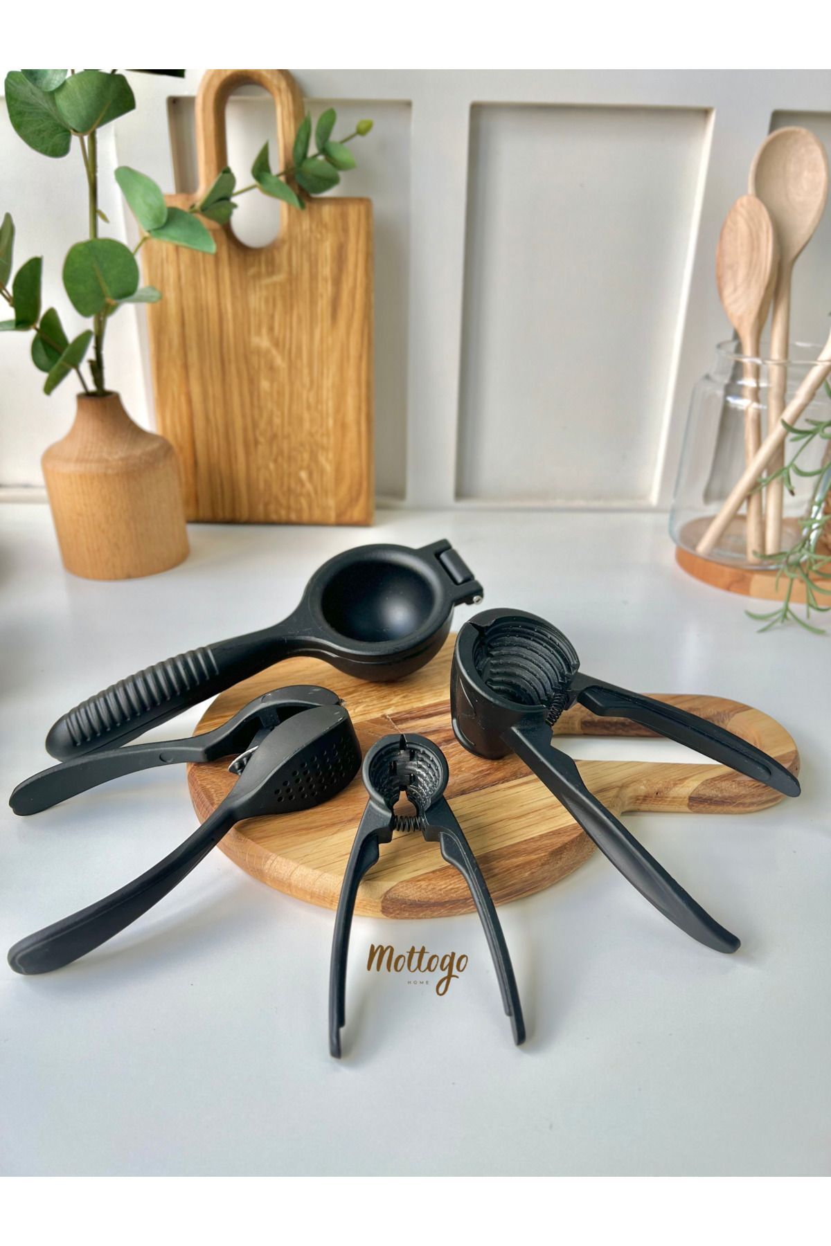 Mottogo-Casting Walnut Crushing Tool - Hazelnut Cracker 4