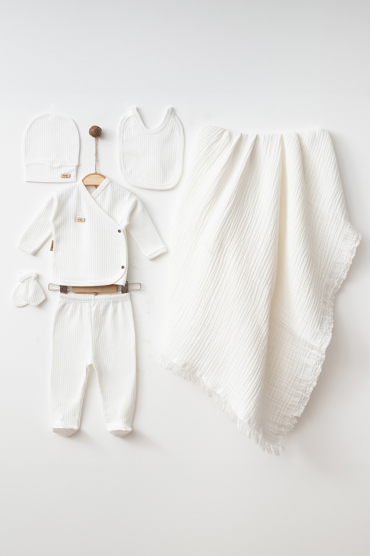 Baby Reported Muslin 6-Piece Newborn Outpatient Bodysuit Set with Blanket yk6868