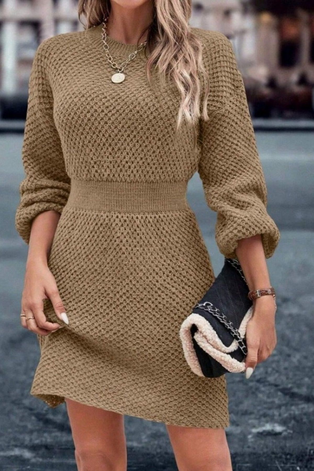 https://cdn.dsmcdn.com/ty1513/product/media/images/prod/QC/20240830/14/b4f6afc5-3617-32db-8972-d8d2805e7993/1_org_zoom.jpg