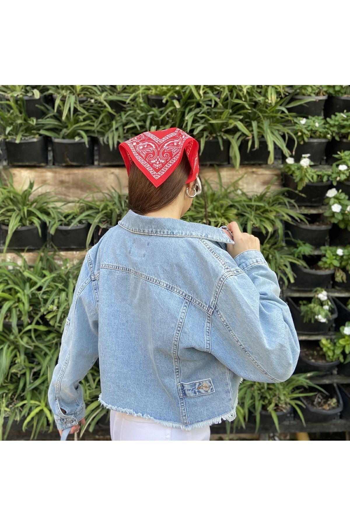 Açık Mavi Etek Ucu Püsküllü Crop Kot Ceket