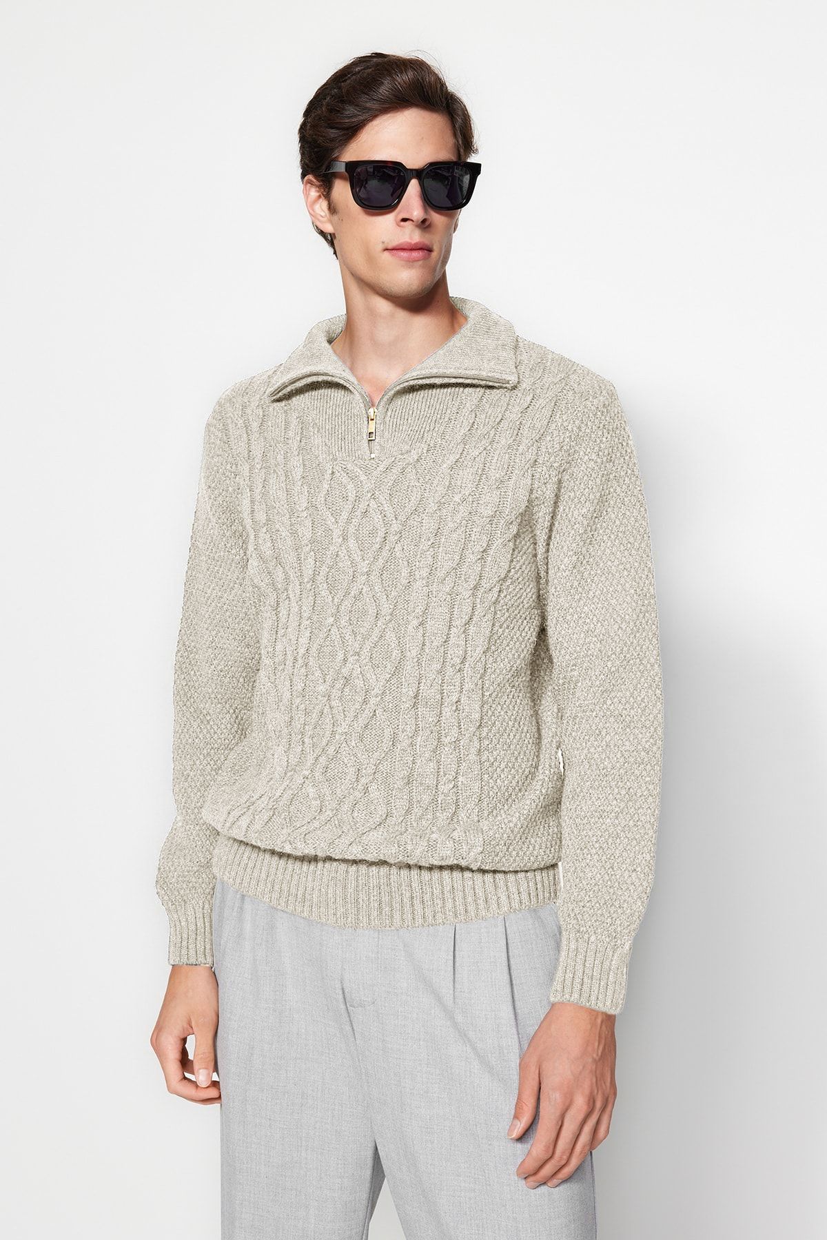Trendyol Collection-Ecru Regular Half Rollkragenpullover aus Haarstrick TMNAW24KZ00047 15