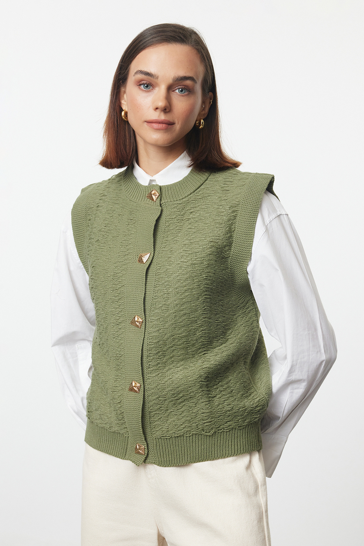 Trendyol Collection Miętowa kamizelka z okrągłym dekoltem – dopasowany model TWOAW25YE00028