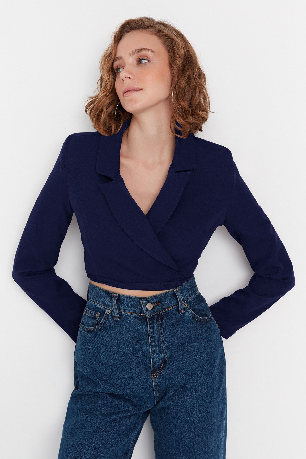 Trendyol Collection-Μπλε Navy Crop δέσιμο Λεπτομερές υφαντό σακάκι σακάκι TWOAW23BC00100 2
