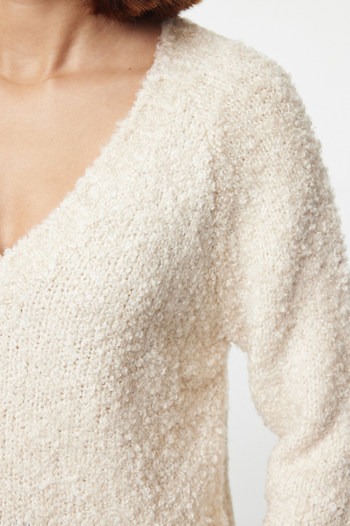 Trendyolmilla  Taş Geniş Kalıp Derin V Yaka Dokulu Triko Kazak TWOAW25KZ00241 - Görsel 4