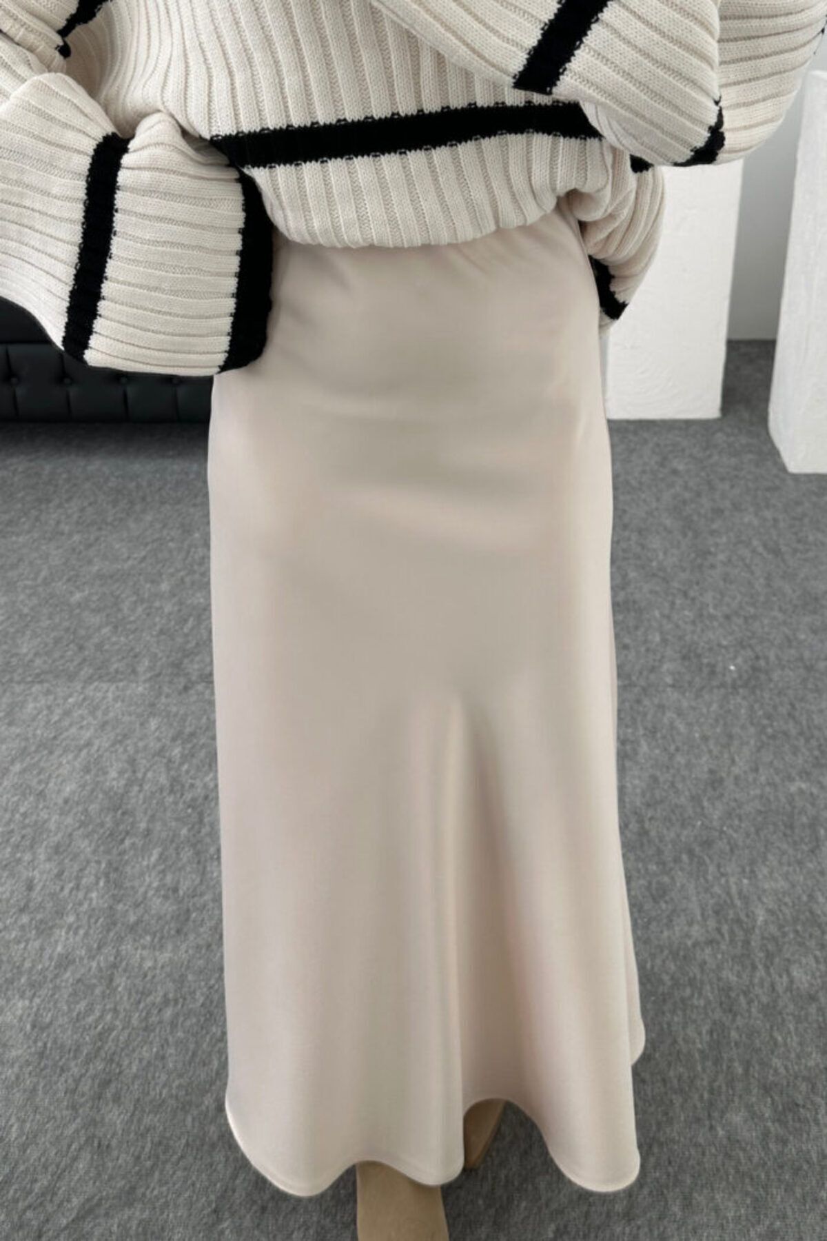 Genel Markalar  Lüx Kalite Saten Kumas Beli Lastikli Uzun Etek - Görsel 2