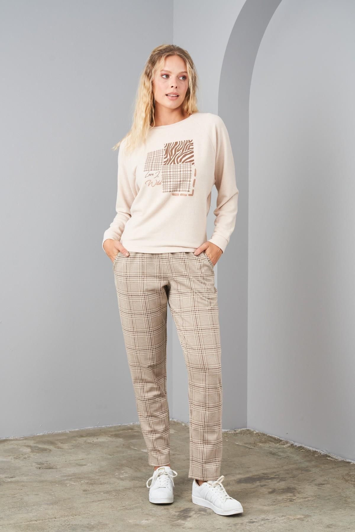 PJS-24588 Costum sport moale în carouri pentru femei 3