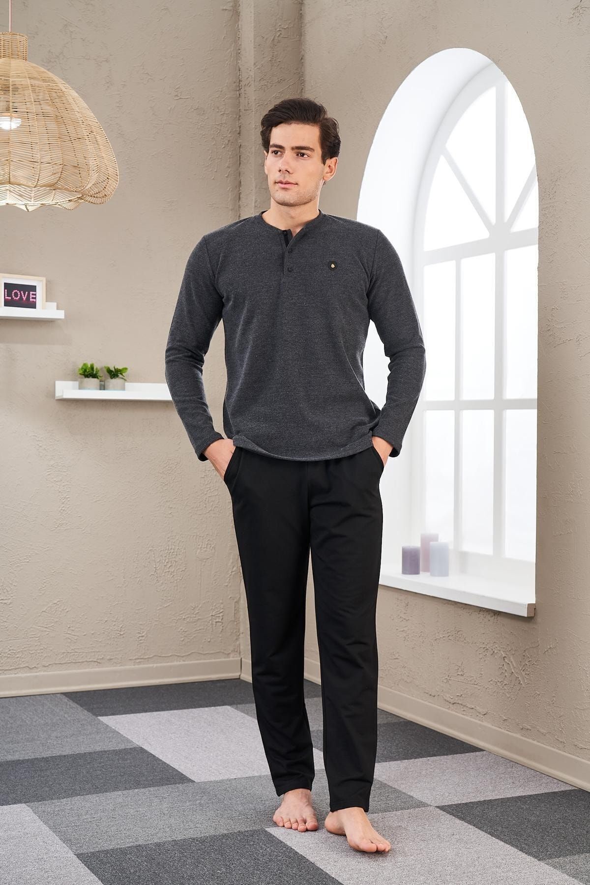 PJS-23726 Set de pijamale pentru bărbați cu plăcuță 3