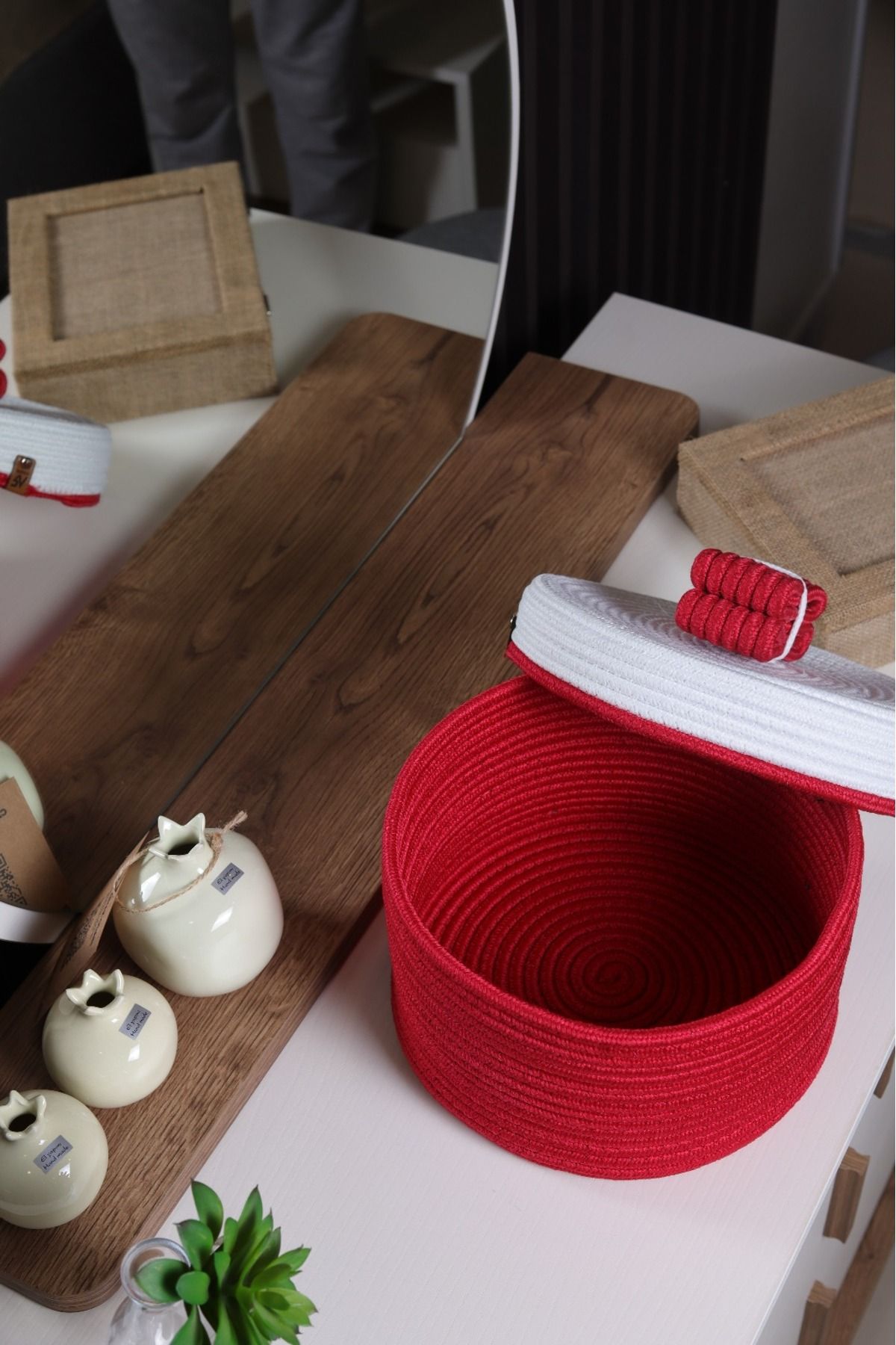ModaCardin-20X20 Jute Wicker Round Organizer - Basket with Lid 3