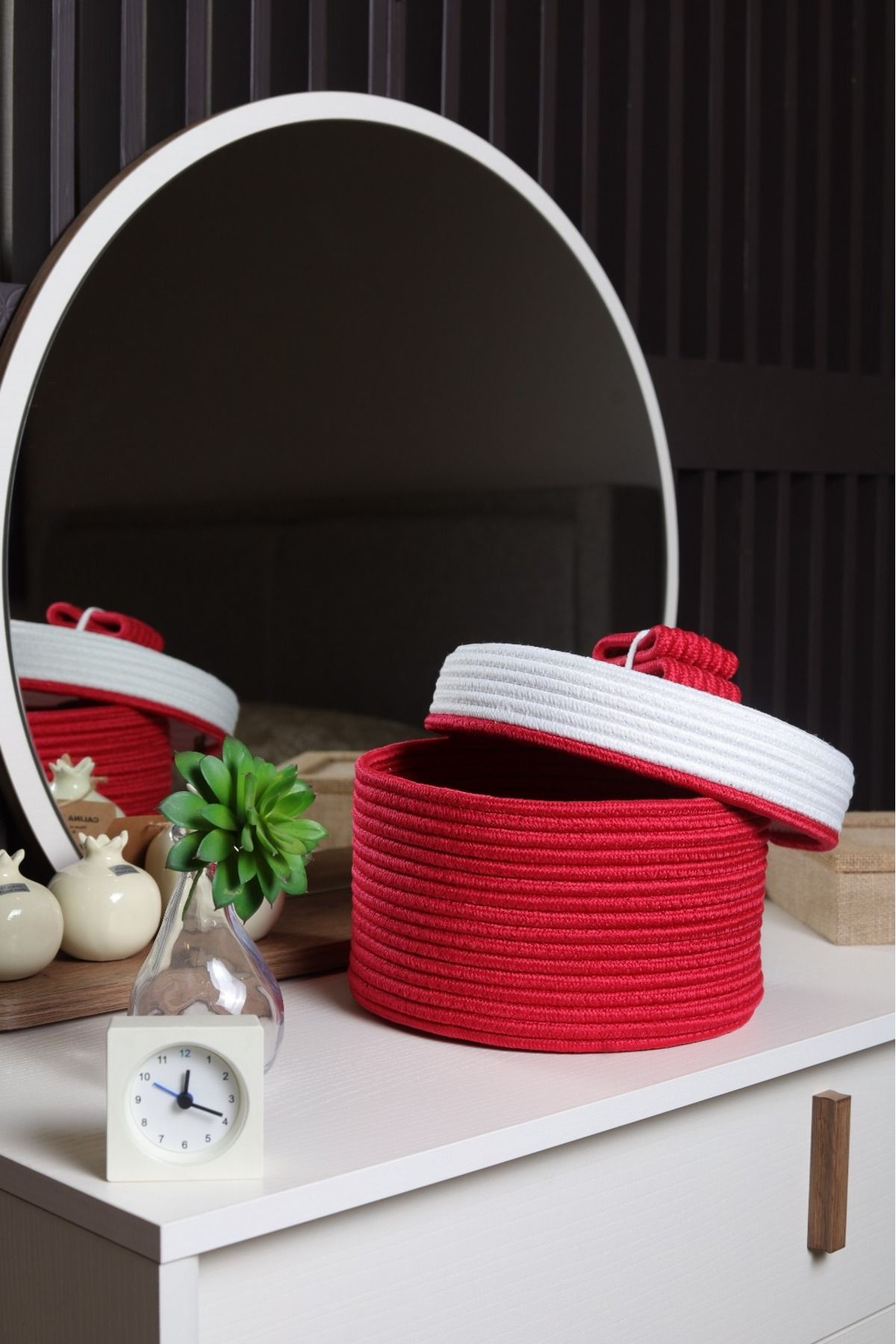 ModaCardin-20X20 Jute Wicker Round Organizer - Basket with Lid 4