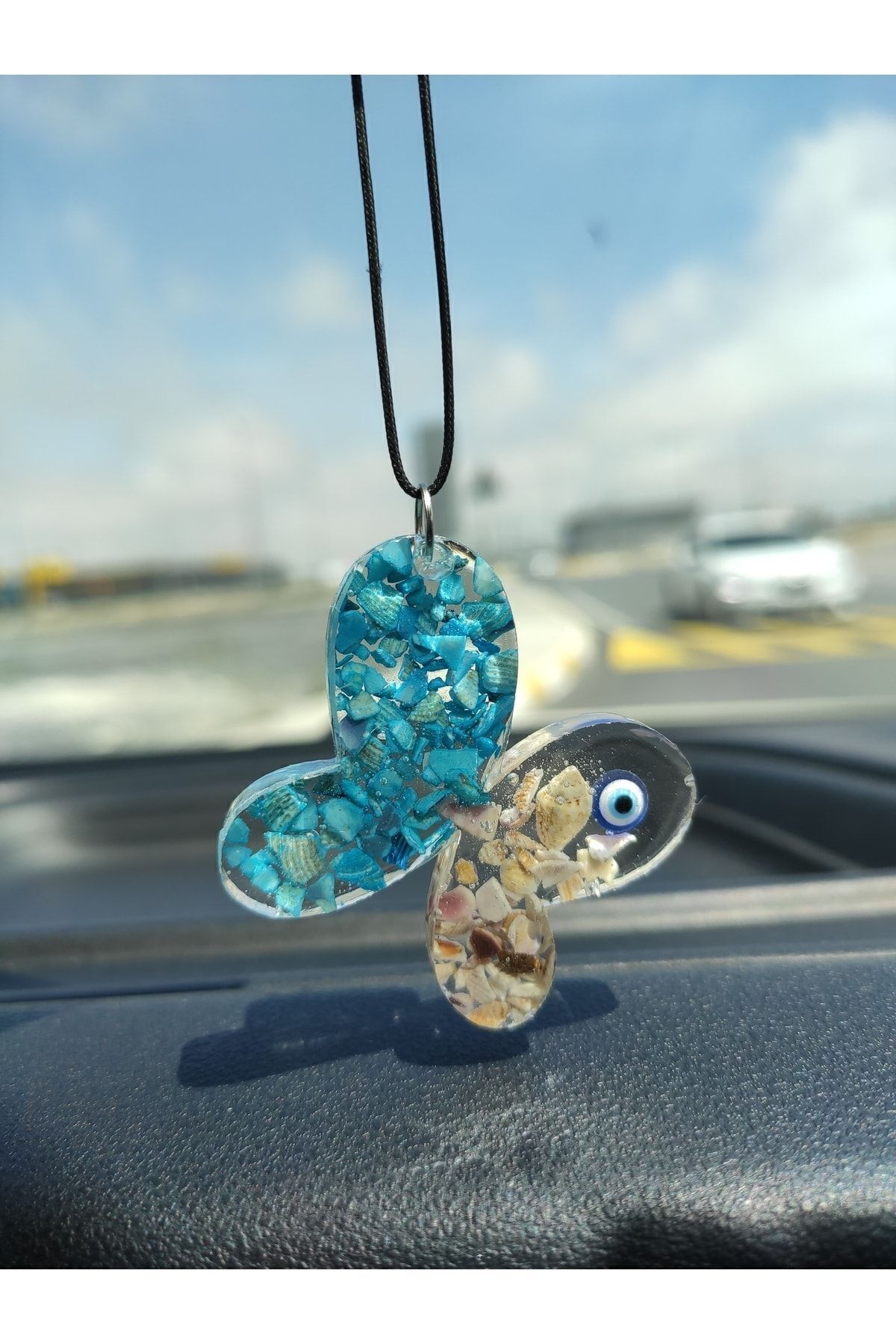 Esey Dizayn Nazar Boncuğu Mavi Krem Kelebek Araba Içi Dikiz Ayna Süsü Epoksi