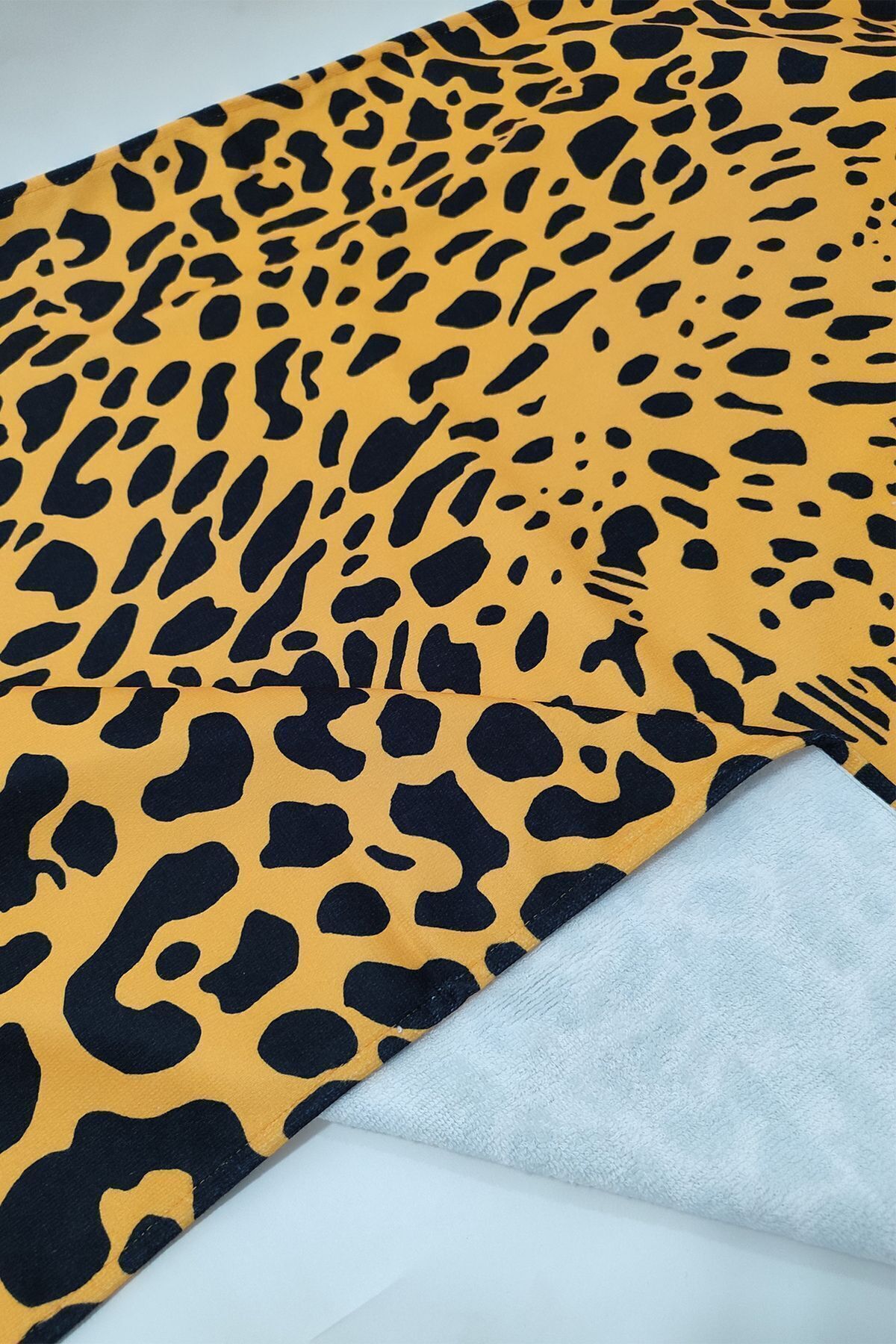 VEVİEN HOME-Leopard Patterned Digital Printed 75x150 Cm Beach Towel 3