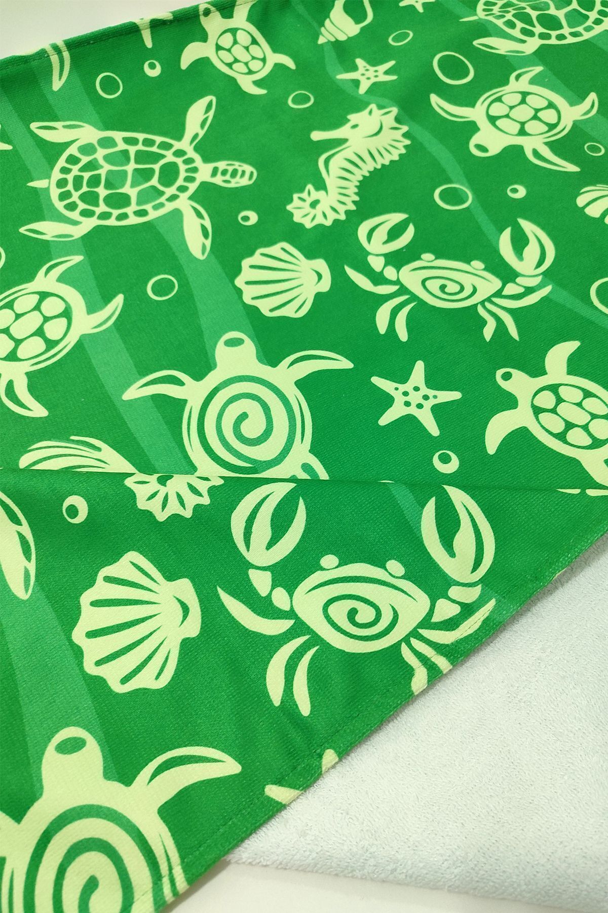 VEVİEN HOME-Underwater Pattern Digital Printed 75x150 Cm Beach Towel GREEN 3